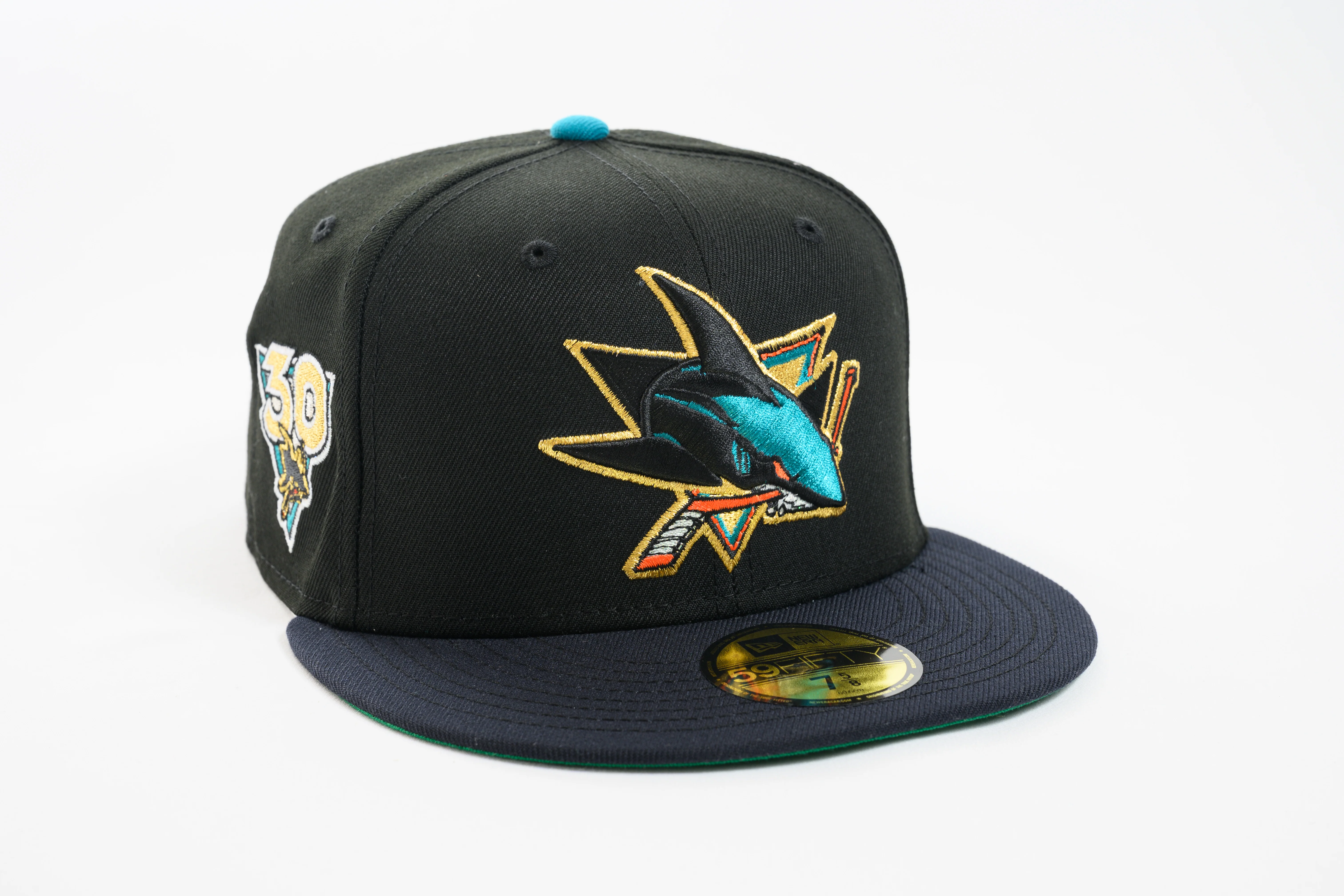 NEW ERA "NIGHT AT THE TANK" SAN JOSE SHARKS FITTED HAT (BLACK/NAVY)