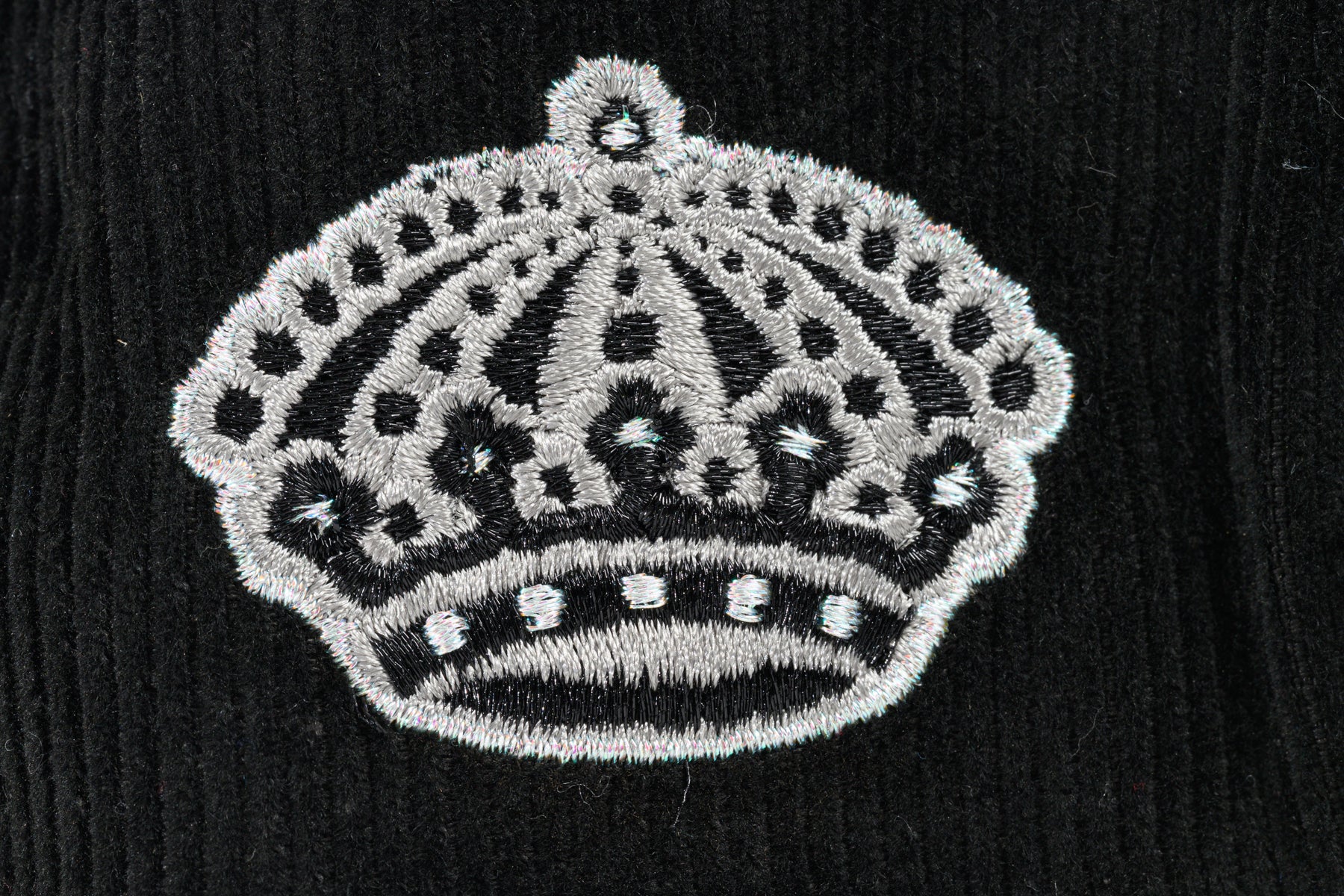 NEW ERA "OG" LOS ANGELES KINGS (BLACK CORDUROY) - Image 4