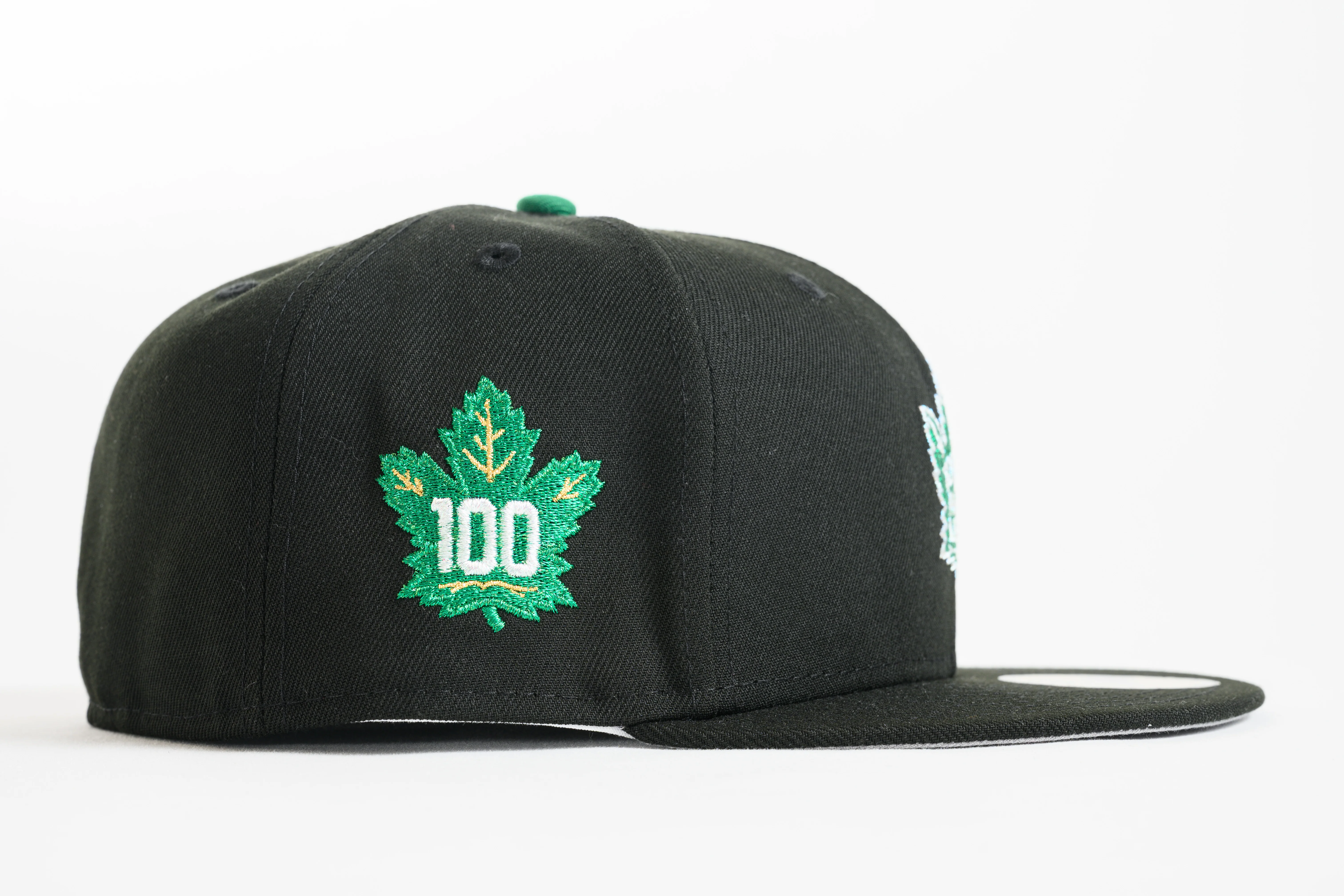 NEW ERA "OG" TORONTO MAPLE LEAFS FITTED HAT (BLACK/GREEN) - Image 6