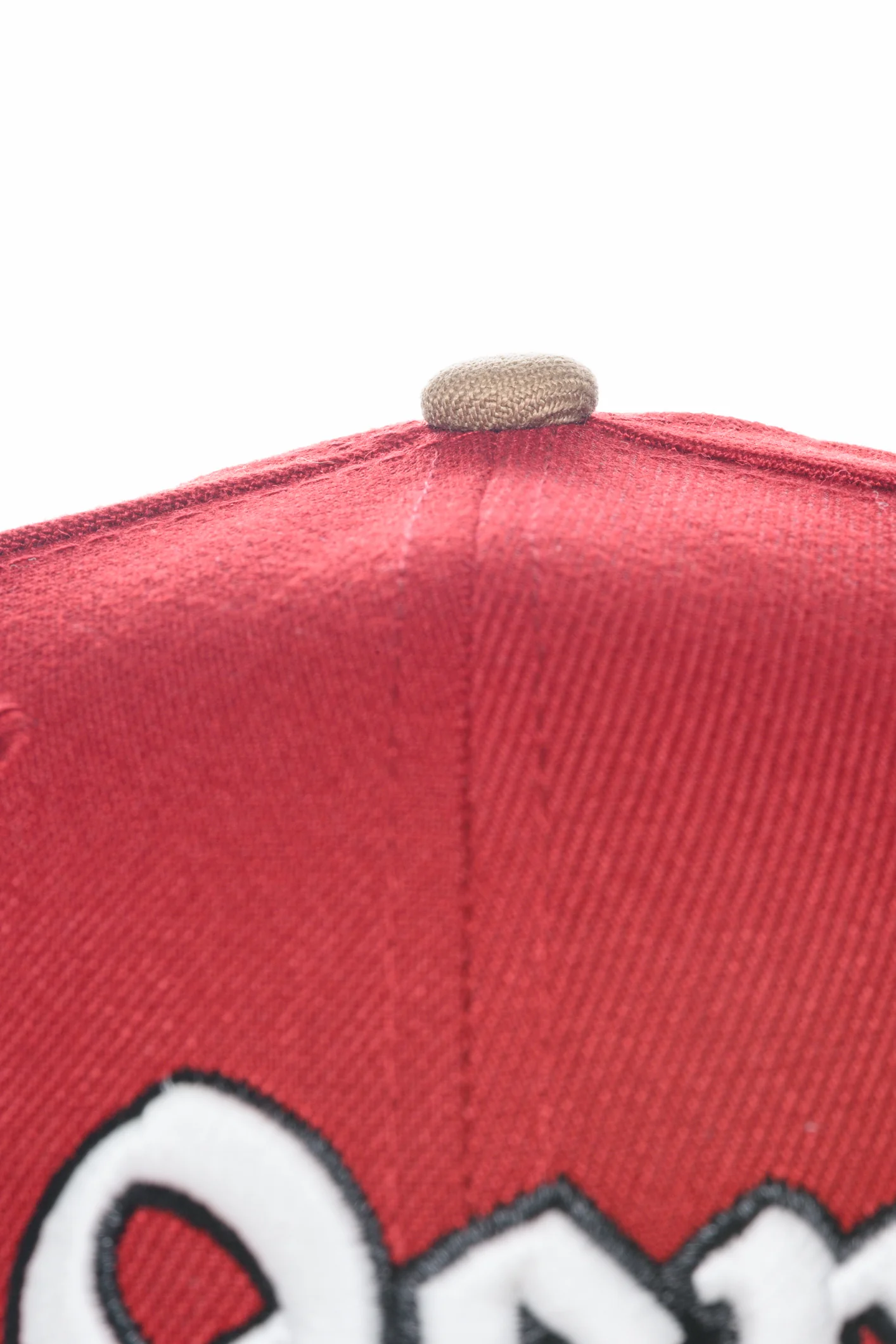 NEW ERA "OLD ENGLISH" SAN FRANCISCO 49ERS FITTED HAT (H RED/KHAKI) - Image 4