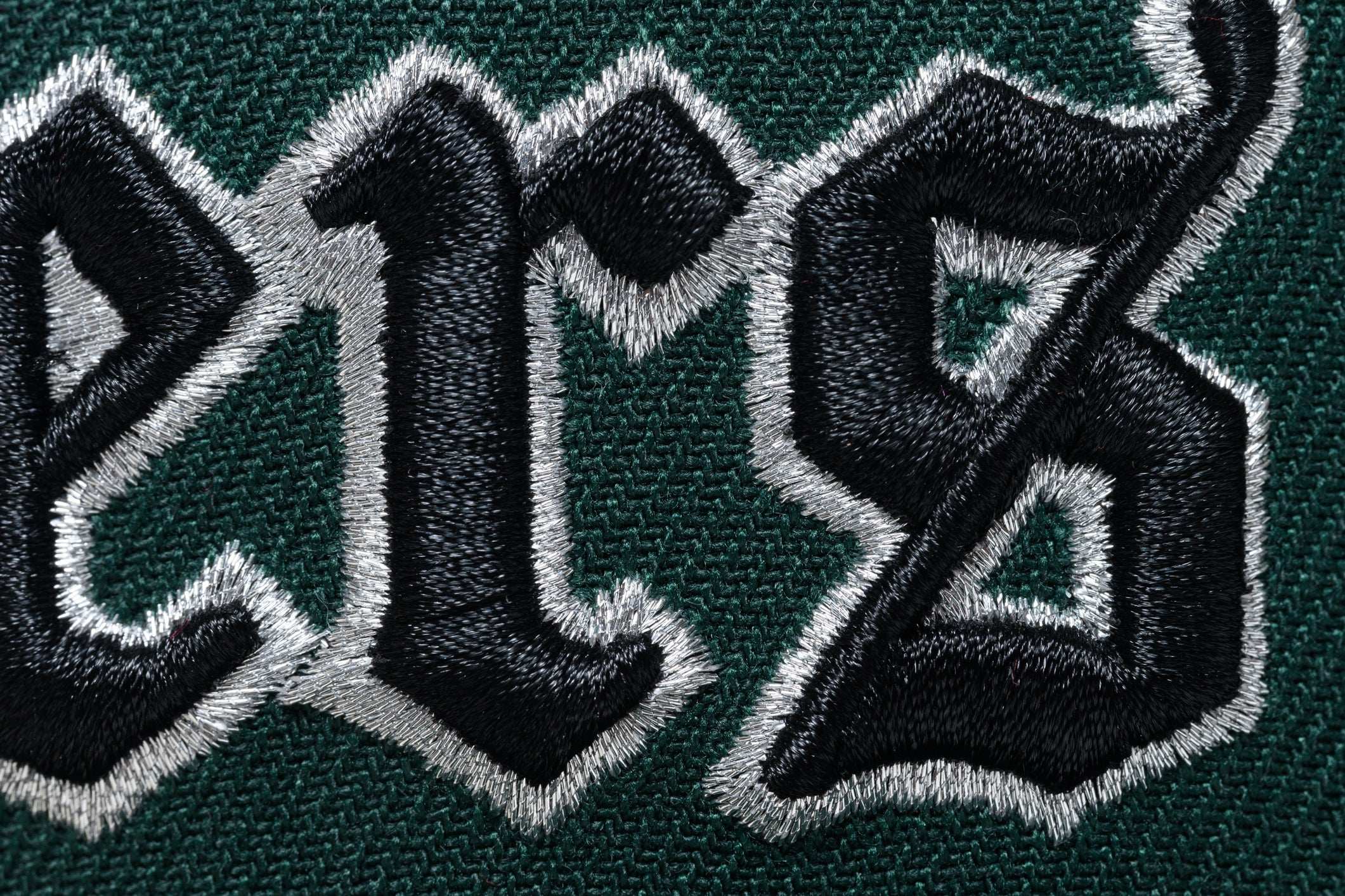 NEW ERA "OLD MONEY" LAS VEGAS RAIDERS FITTED HAT (DARK GREEN/BLACK) - Image 7