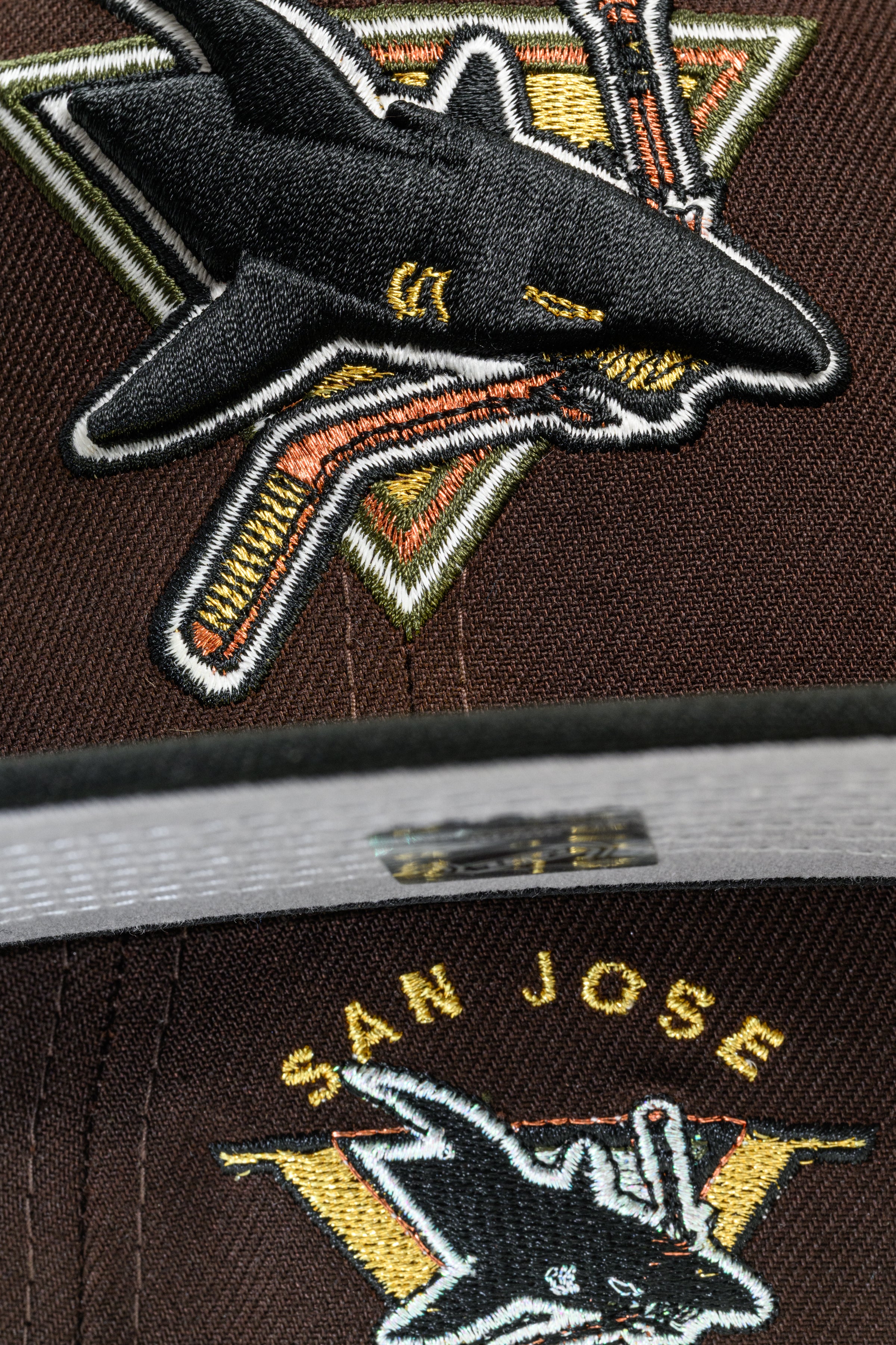 NEW ERA "OUT THE MUD” SAN JOSE SHARKS  FITTED HAT (BURNT WOOD / BLACK/ RIFLE GREEN) - Image 8