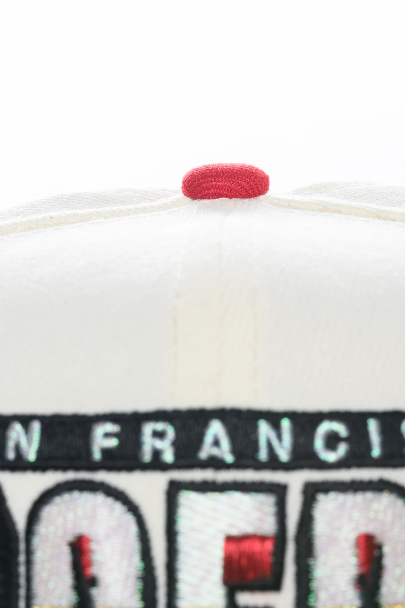 NEW ERA "RETRO-ACTIVE" SAN FRANCISCO 49ERS FITTED HAT (CHROME/BLACK) - Image 4