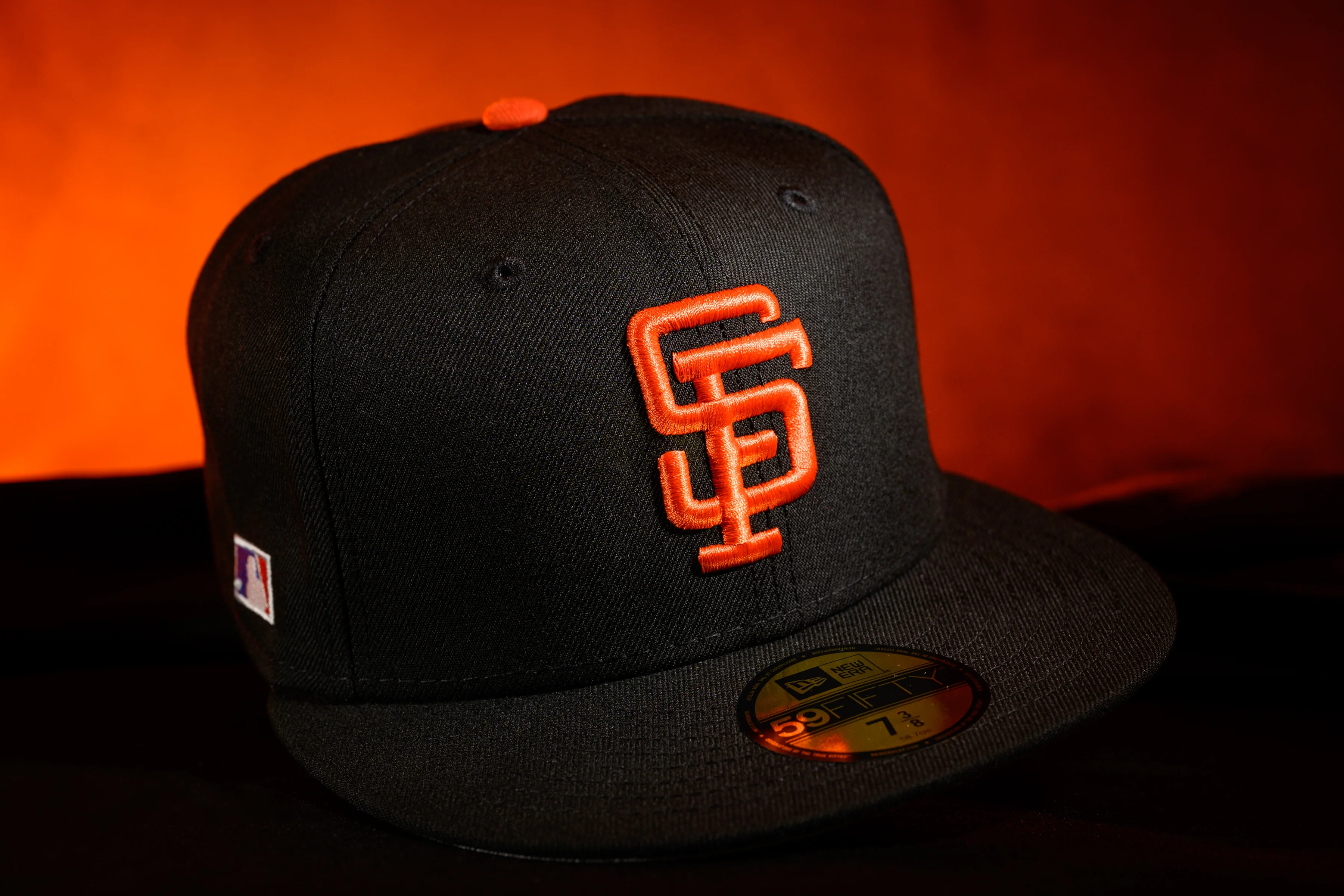 NEW ERA "RETRO CLASSIC" SAN FRANCISCO FITTED HAT (BLACK/ORANGE)