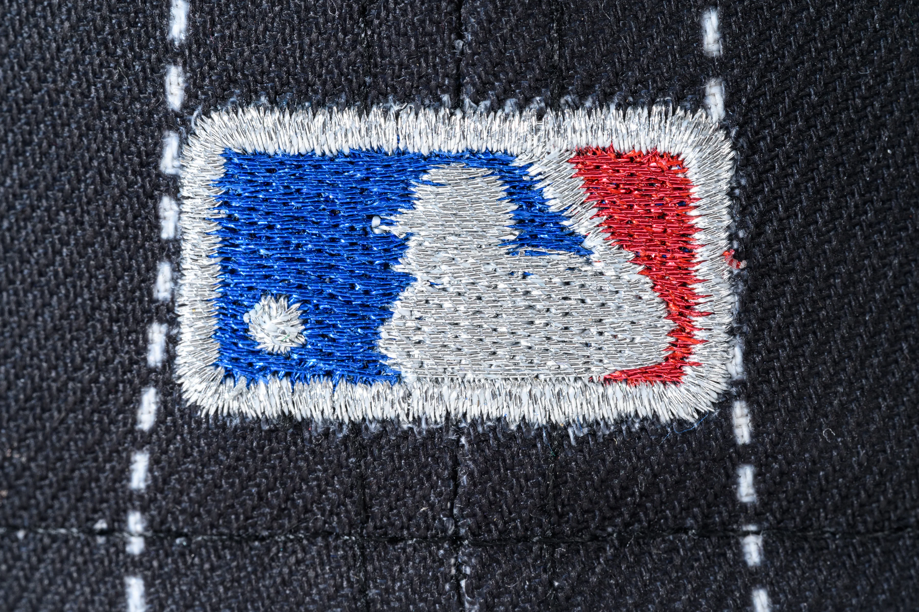 NEW ERA "RETRO PINSTRIPE" COLORADO ROCKIES FITTED HAT (PINSTRIPE BLACK/PURPLE)) - Image 3