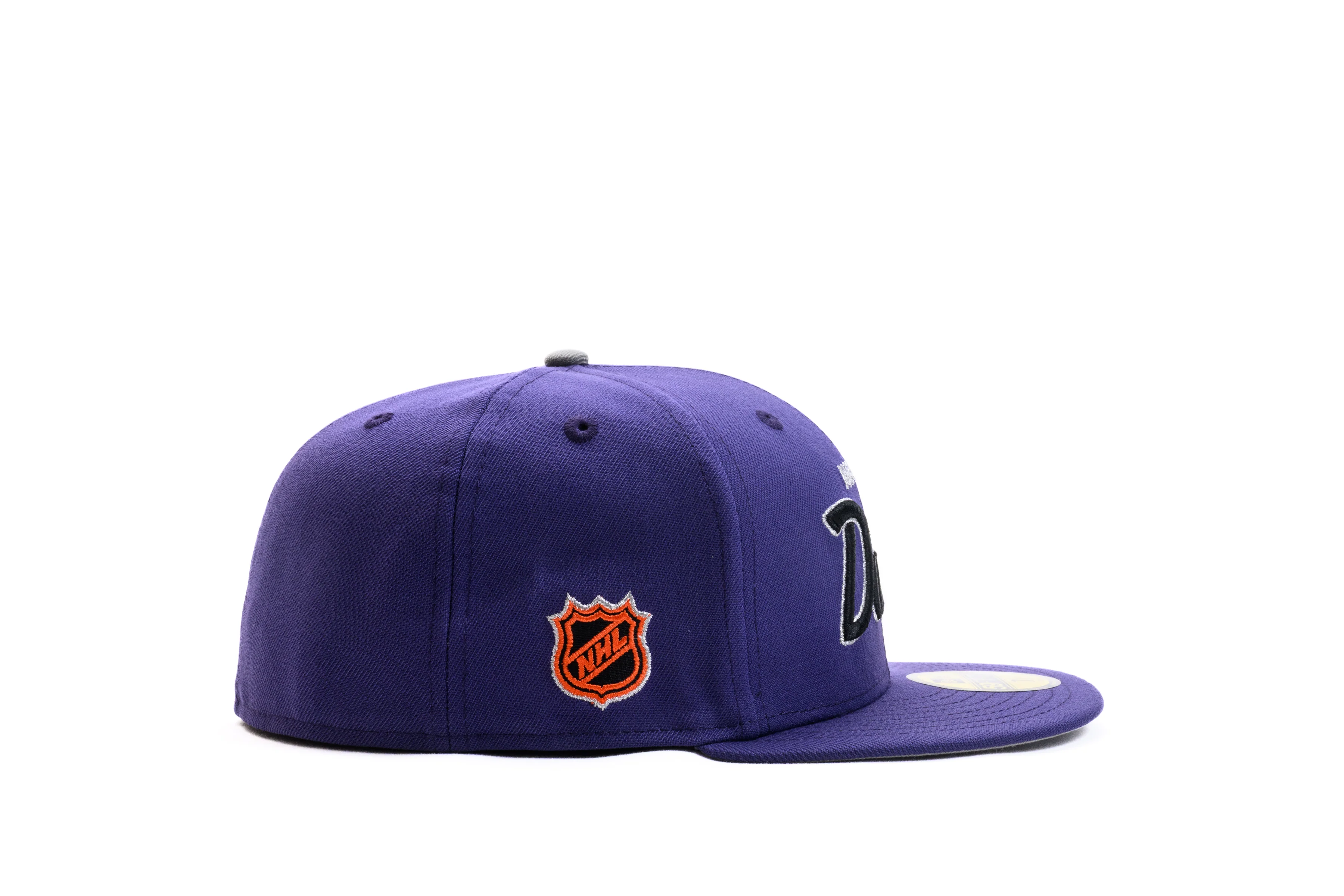 NEW ERA "RETRO SCRIPT" ANAHEIM DUCKS FITTED HAT (PURPLE/GREY) - Image 6