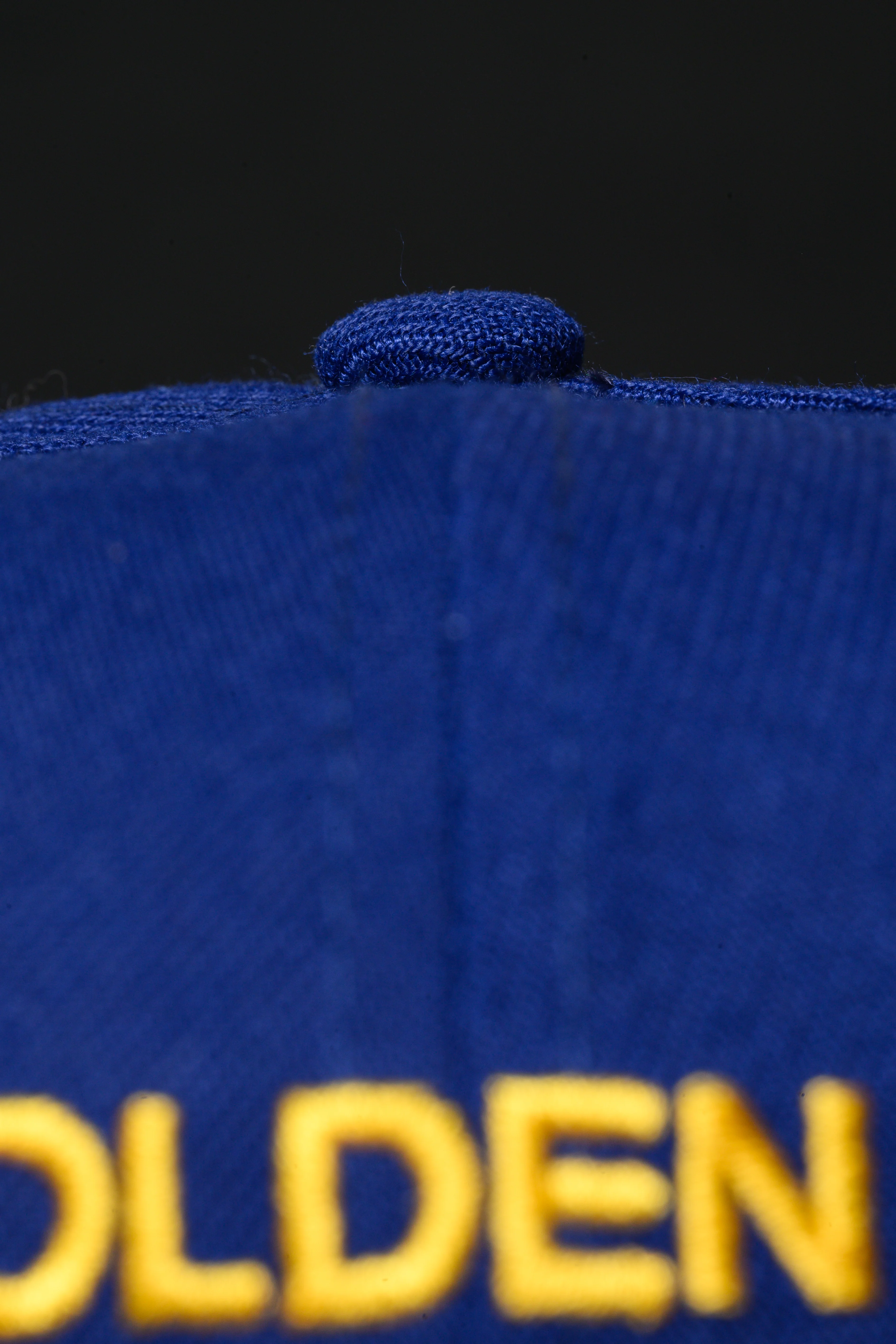 NEW ERA "RETRO SCRIPT" GOLDEN STATE WARRIORS FITTED HAT (DARK ROYAL) - Image 4