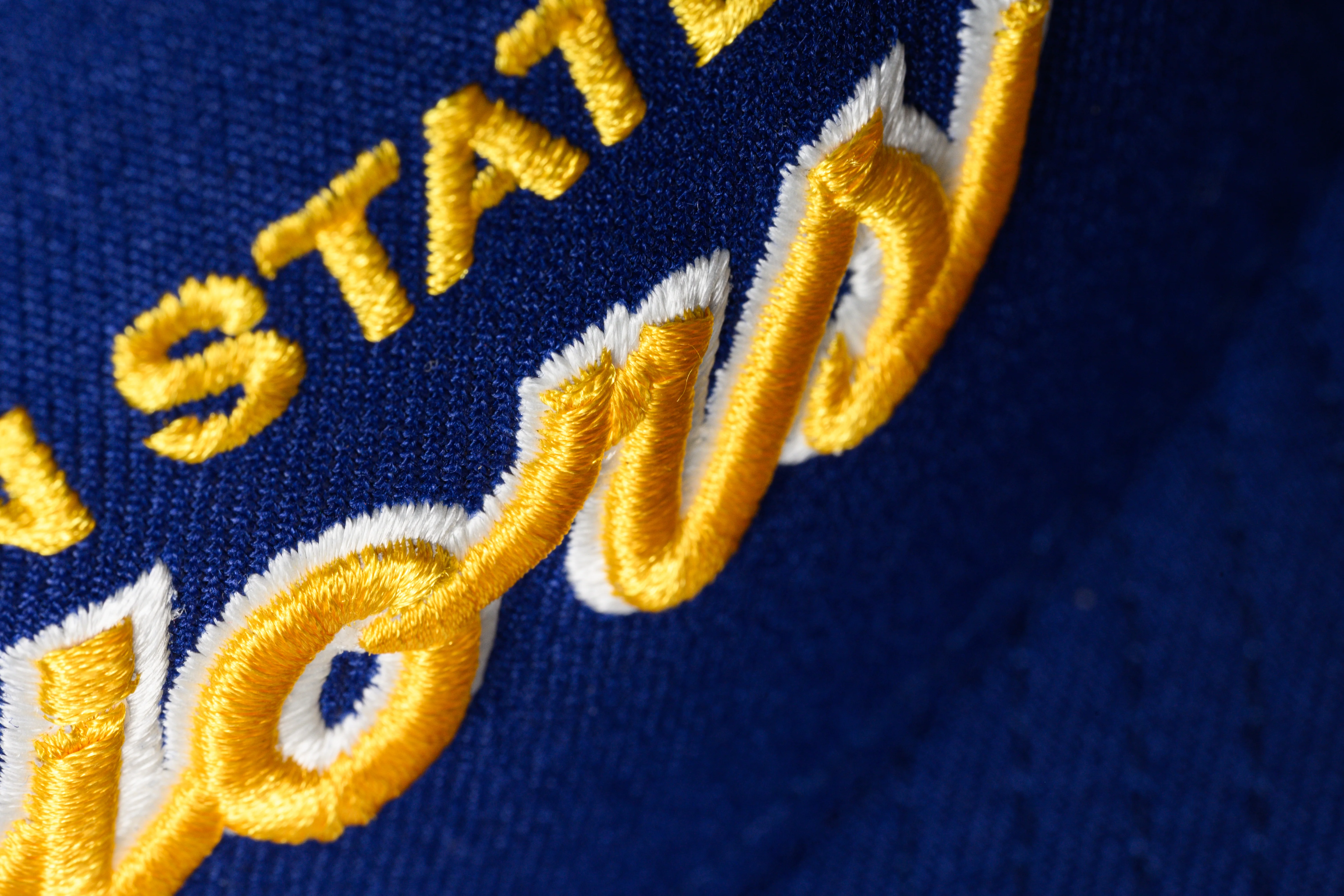NEW ERA "RETRO SCRIPT" GOLDEN STATE WARRIORS FITTED HAT (DARK ROYAL) - Image 5