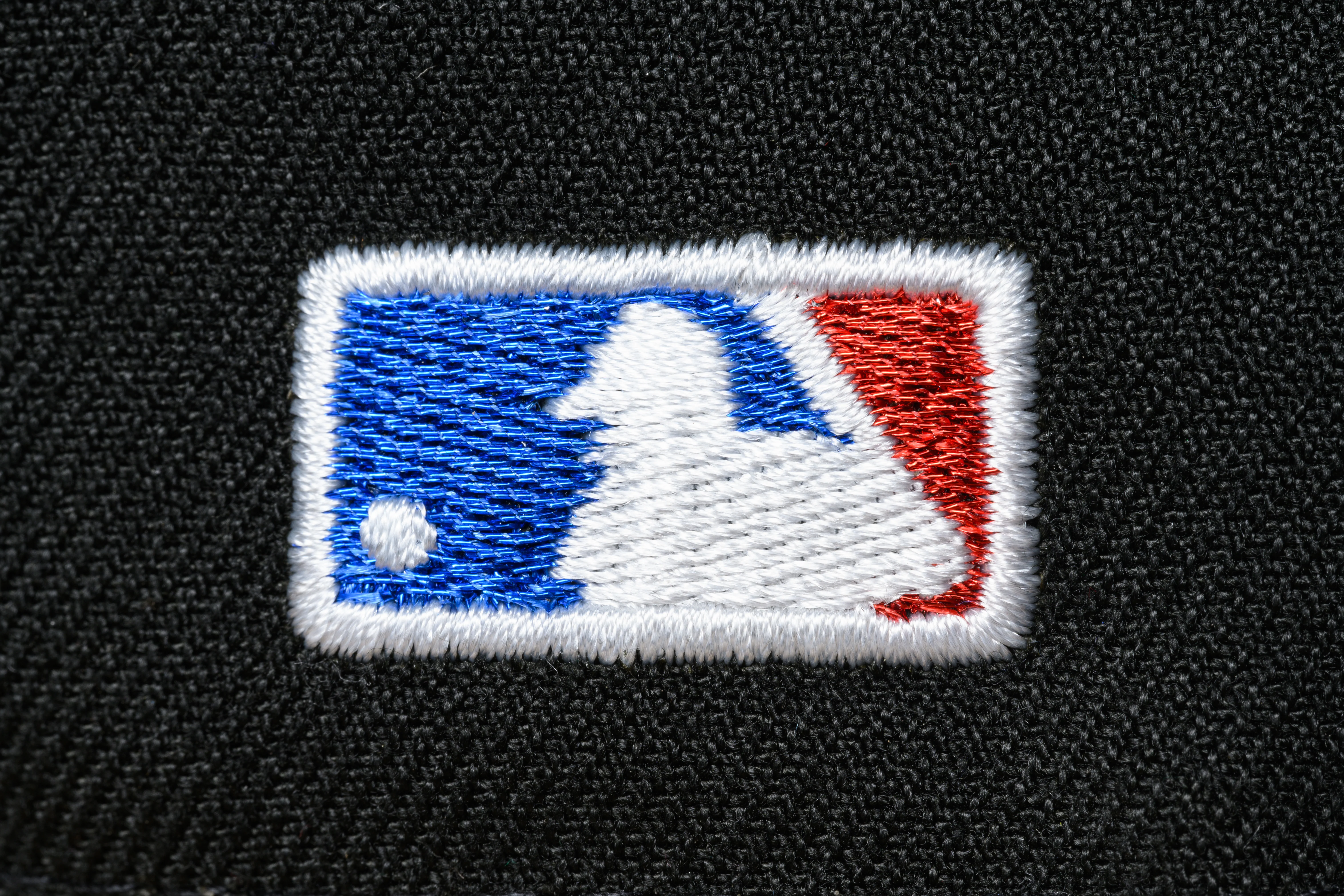 NEW ERA “RETRO SCRIPT" SF GIANTS FITTED HAT (BLACK) - Image 2