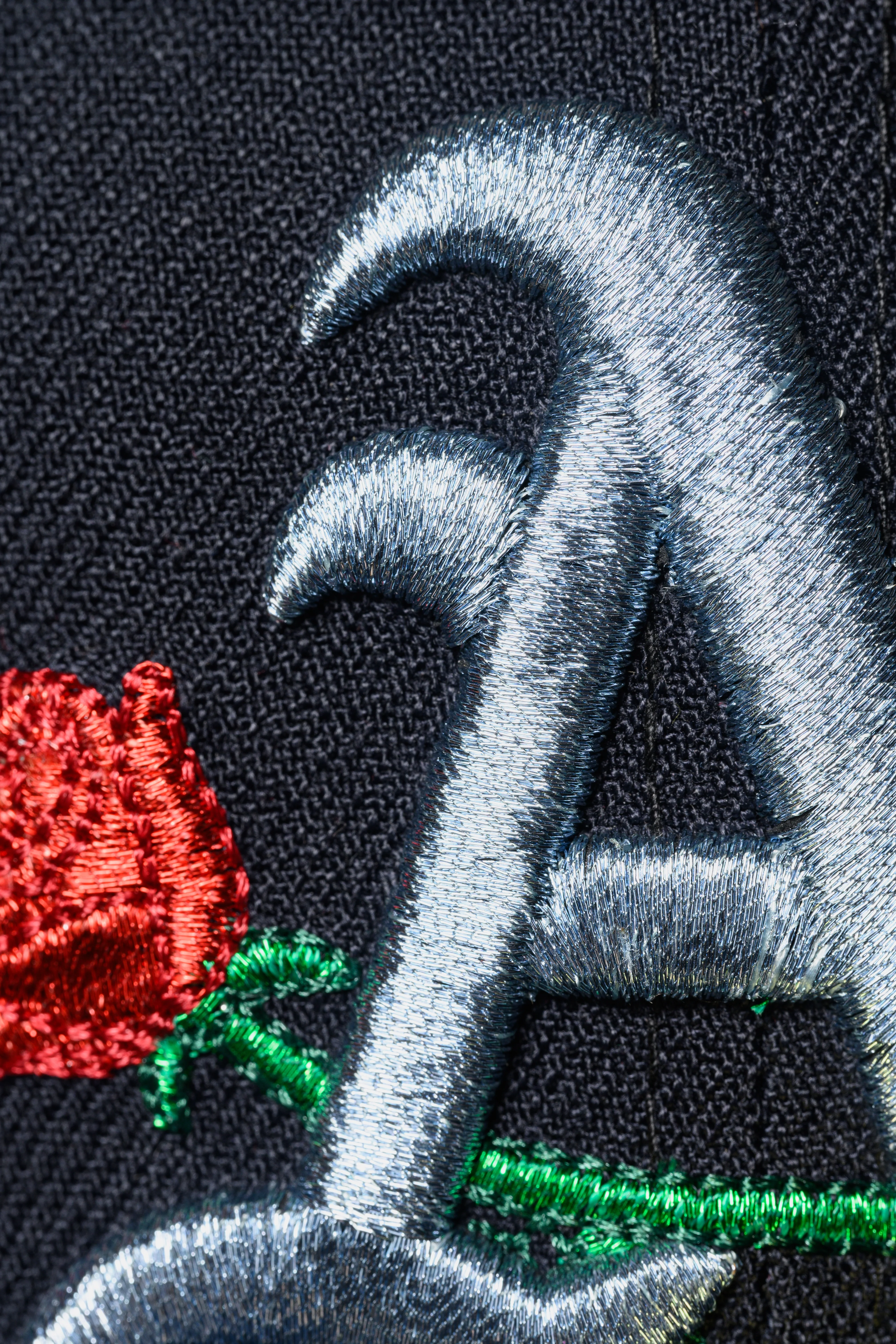 NEW ERA "ROSE GARDEN" OAKLAND A'S FITTED HAT (NAVY/OCEAN BLUE) - Image 4