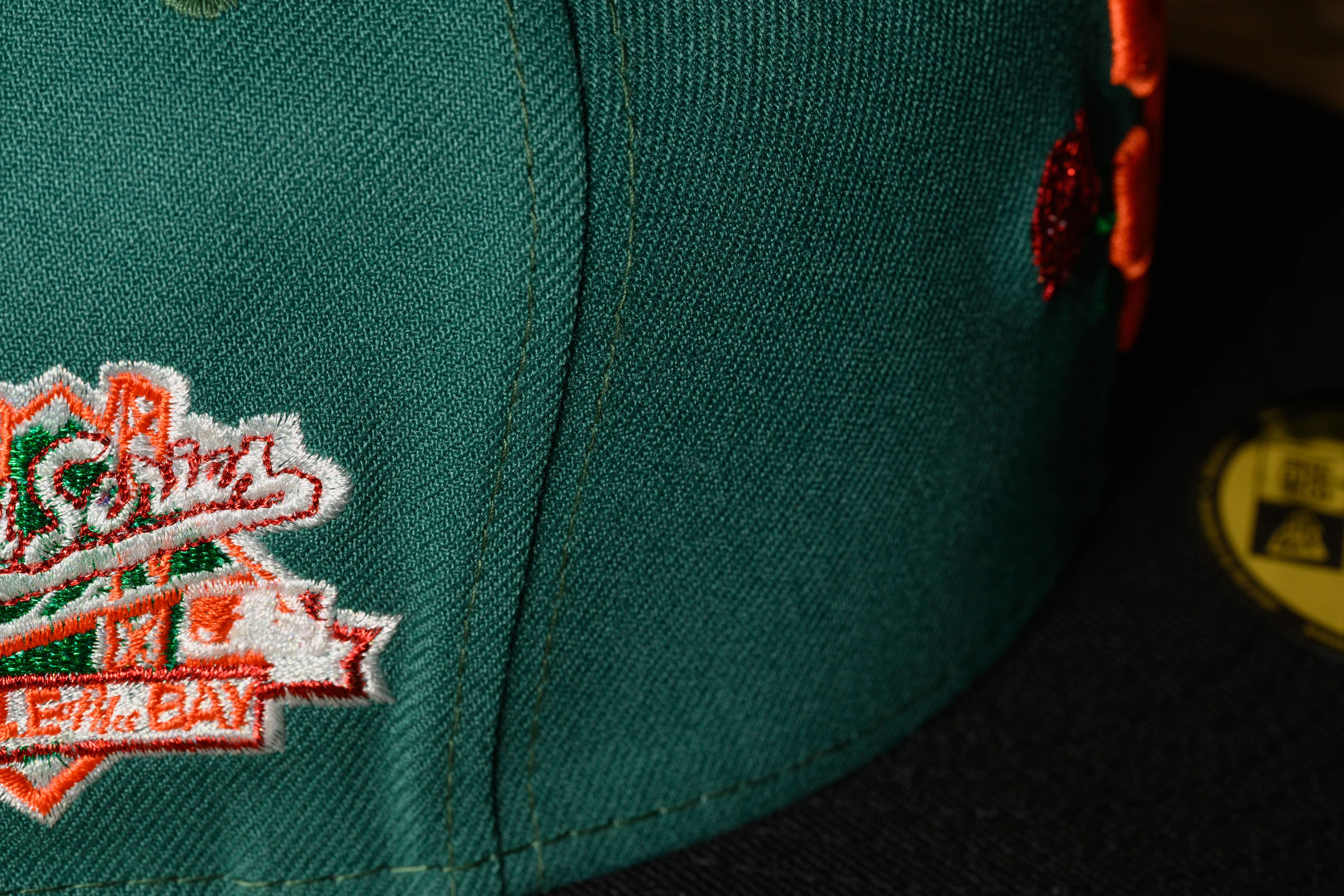 NEW ERA "EXPENSIVE ROSES" SF GIANTS FITTED HAT (EMERALD GREEN/BLACK) - Image 7