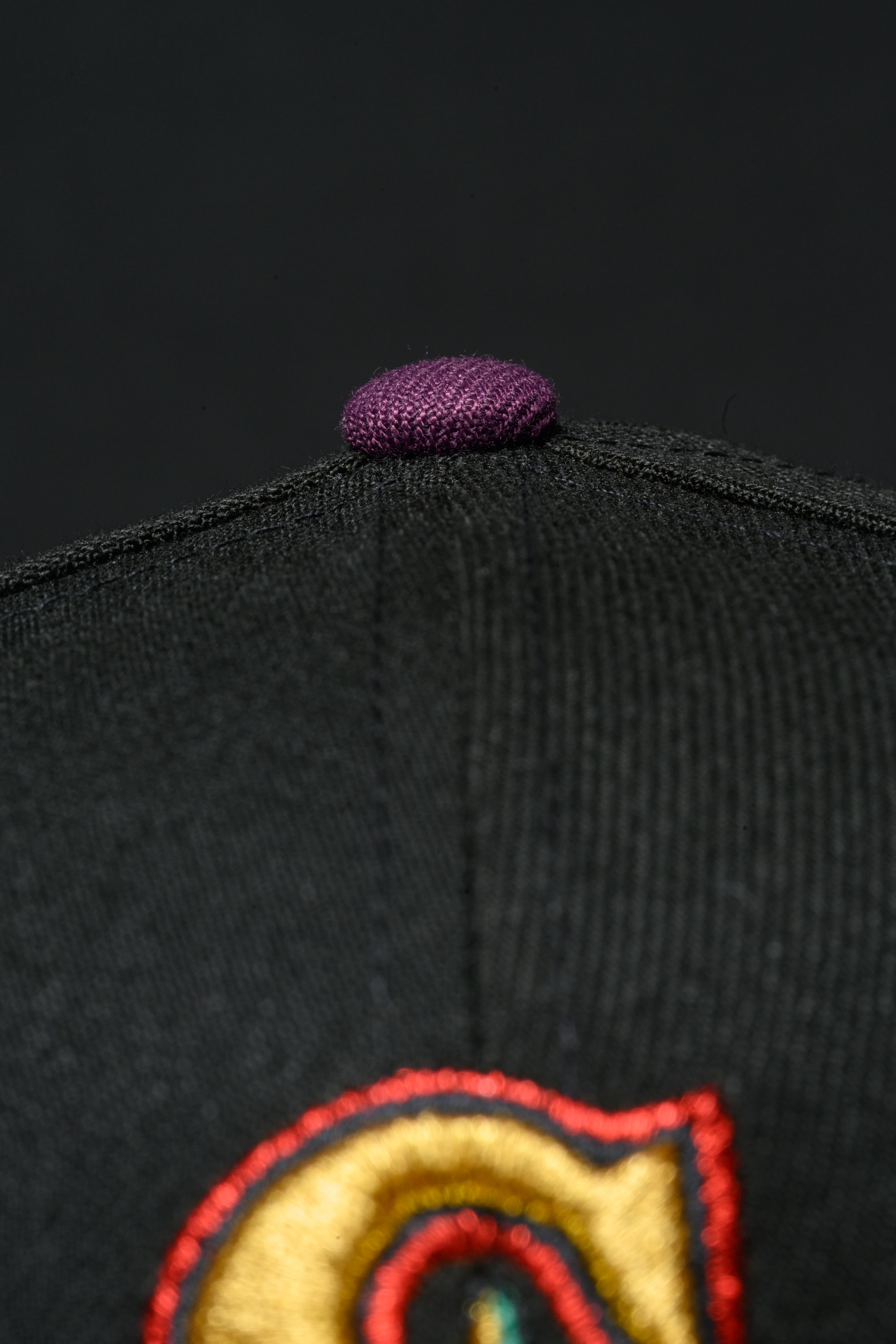 NEW ERA "SAMURAI" SEATTLE MARINERS FITTED HAT (BLACK/ PLUM) - Image 6