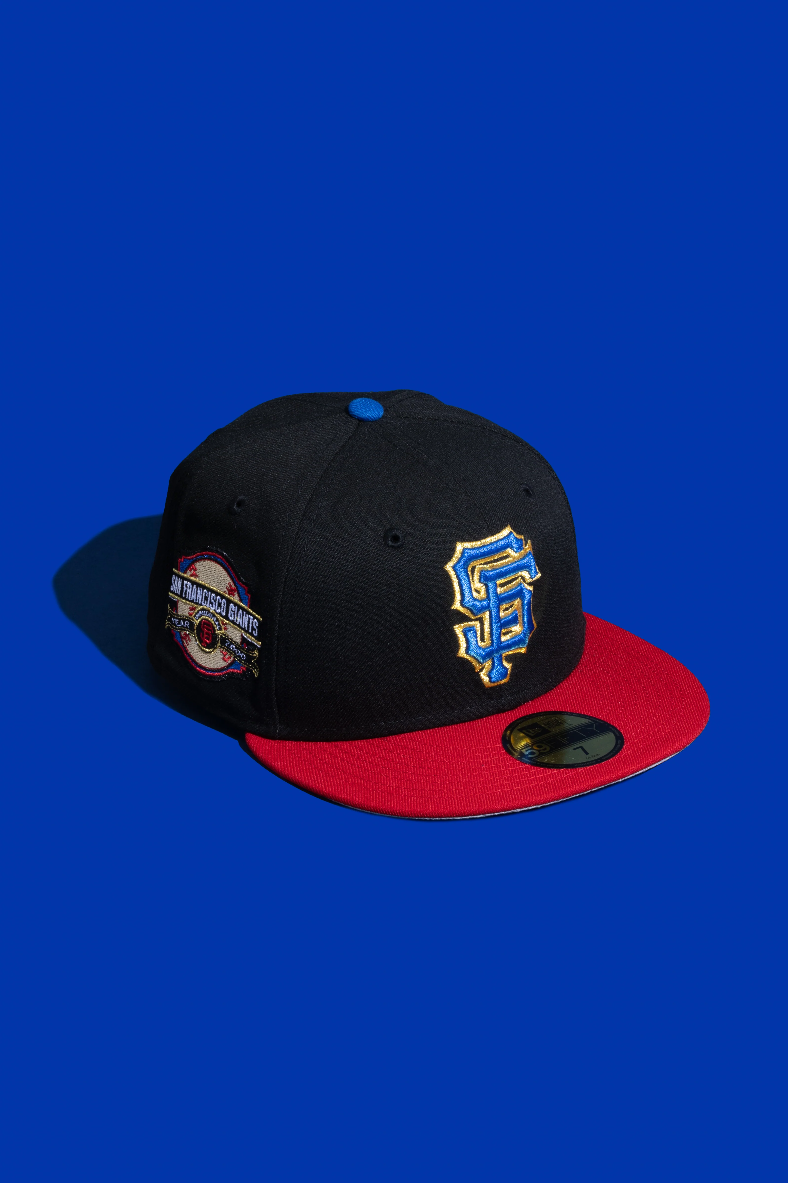 NEW ERA "SAUCEY" SF GIANTS FITTED HAT (RED/BLACK/BLUE)