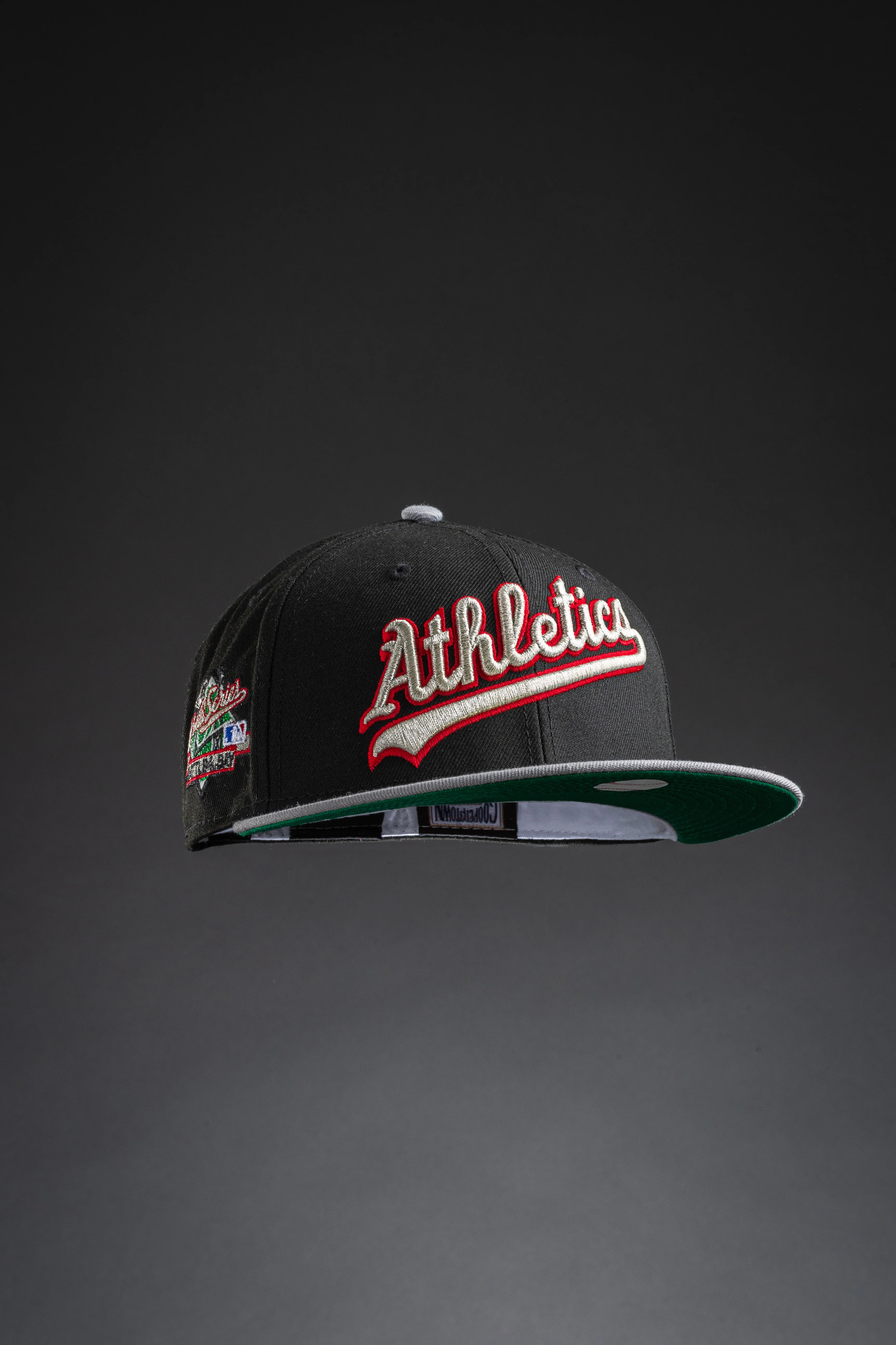 NEW ERA "SCRIPT" OAKLAND ATHLETICS FITTED HAT (BLACK/GREY)