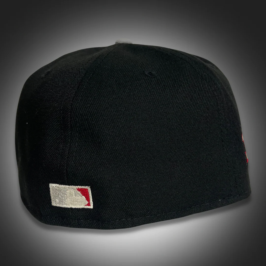 NEW ERA "SCRIPT" OAKLAND ATHLETICS FITTED HAT (BLACK/GREY) - Image 4