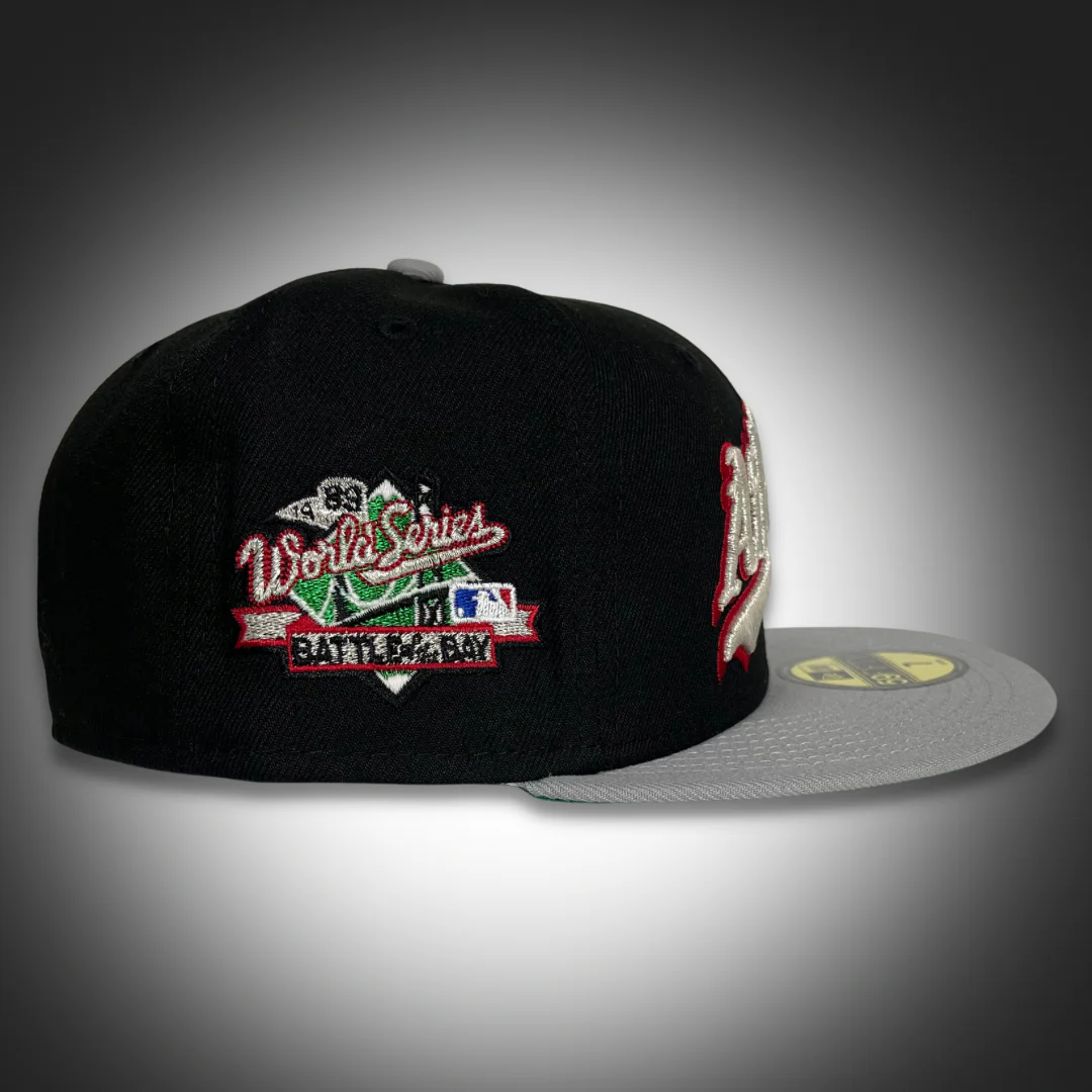 NEW ERA "SCRIPT" OAKLAND ATHLETICS FITTED HAT (BLACK/GREY) - Image 5