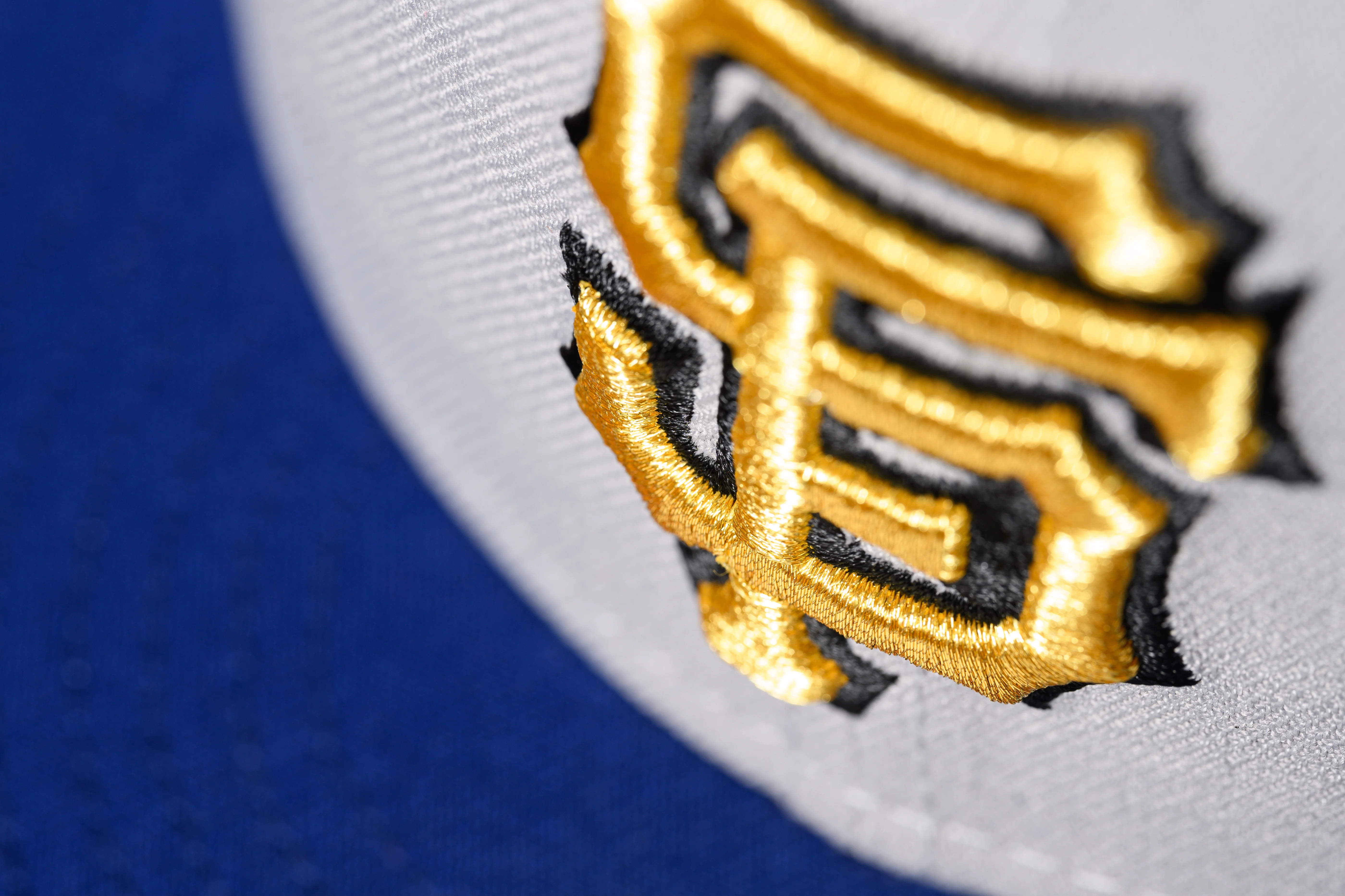 NEW ERA "SF CHAMPIONSHIP EDITION REMODEL" SF GIANTS FITTED HAT (GREY/BLUE) - Image 5