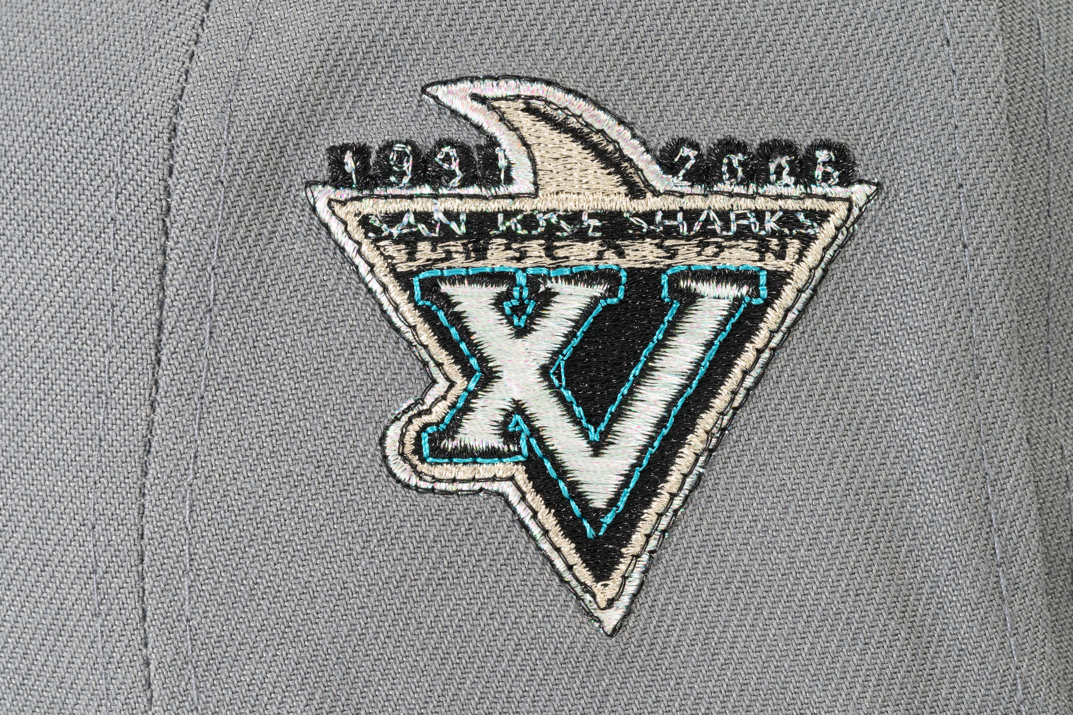 NEW ERA "SHARKNADO" SAN JOSE SHARKS FITTED HAT (STORM GREY/BLACK/ORANGE) - Image 4
