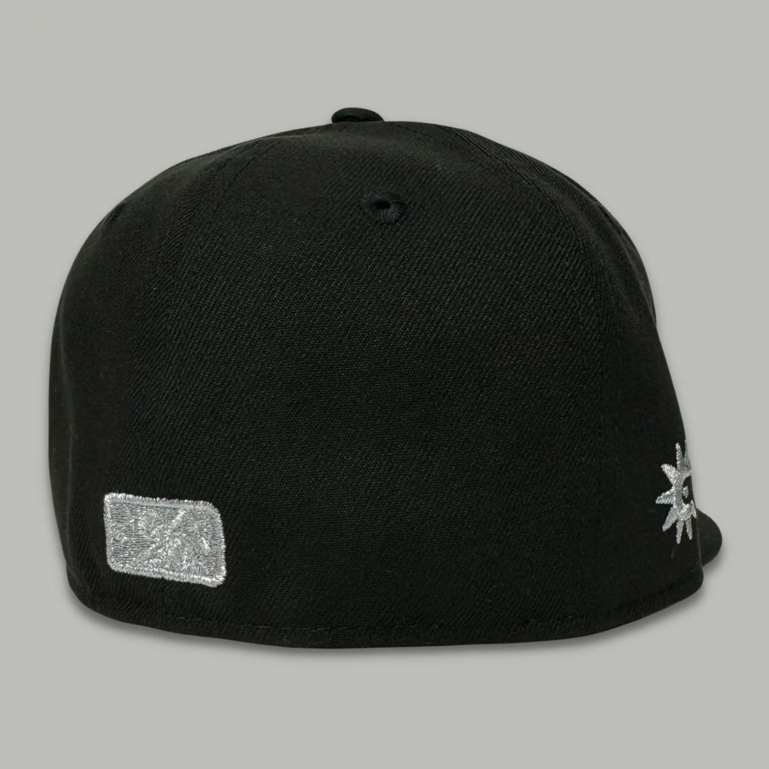 NEW ERA “SILVER & BLACK" SALINAS SPURS FITTED HAT (BLACK/METALLIC SILVER) - Image 3