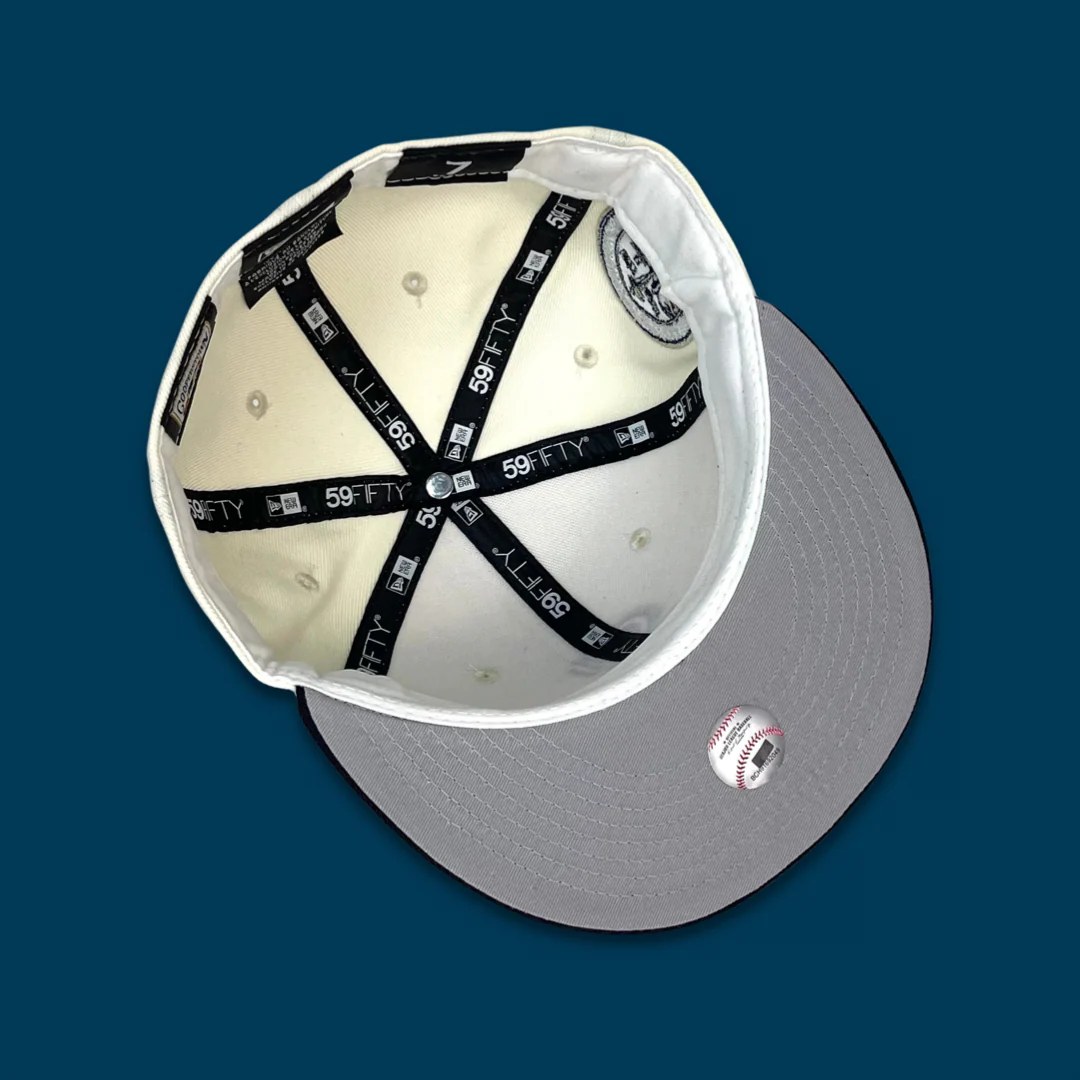 NEW ERA "SINCERE" SEATTLE MARINERS FITTED HAT (CHROME WHITE/NAVY) - Image 3