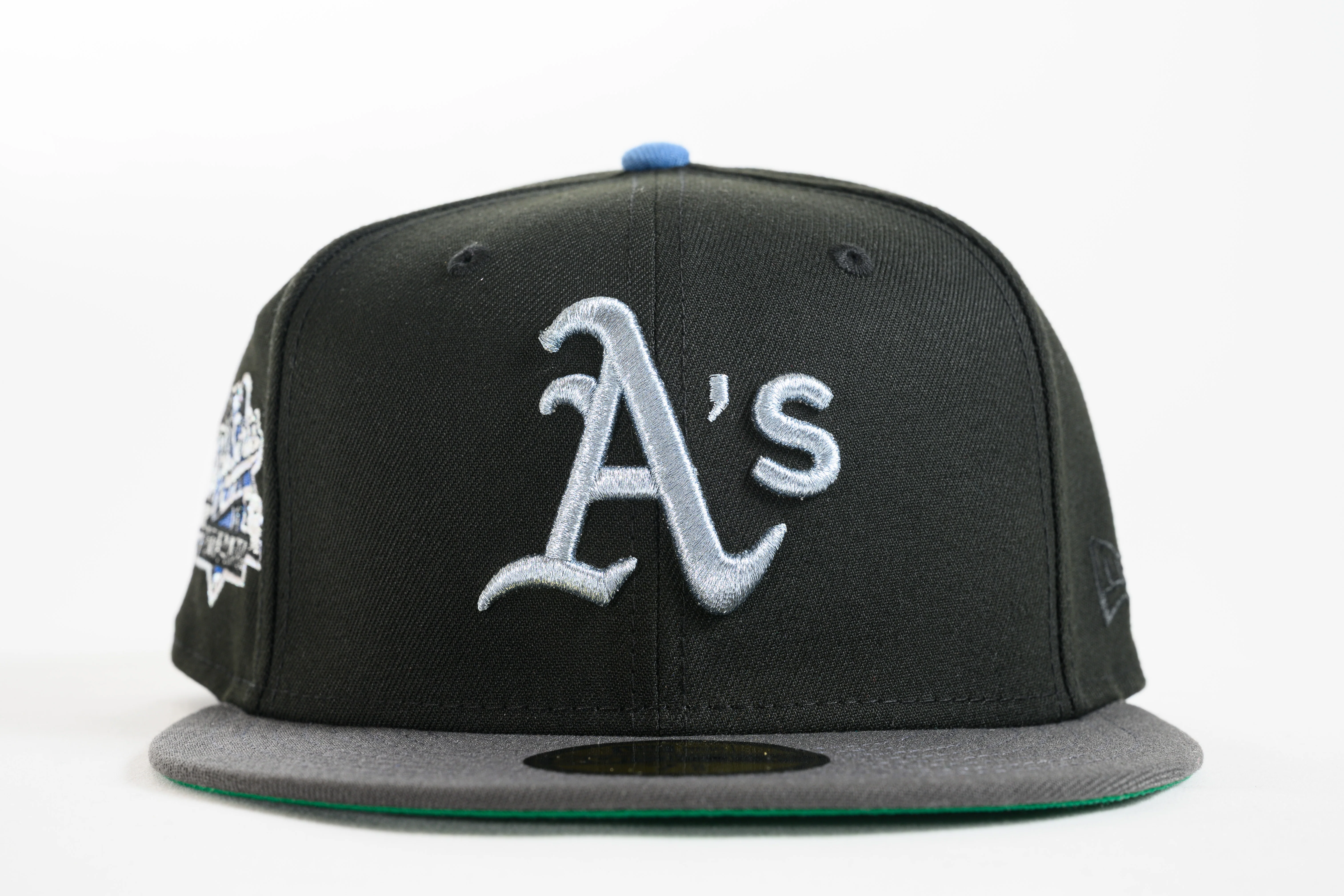 NEW ERA "SOMETHING ABOUT THE WC" OAKLAND A'S FITTED HAT (BLACK/DARK GRAPHITE) - Image 7