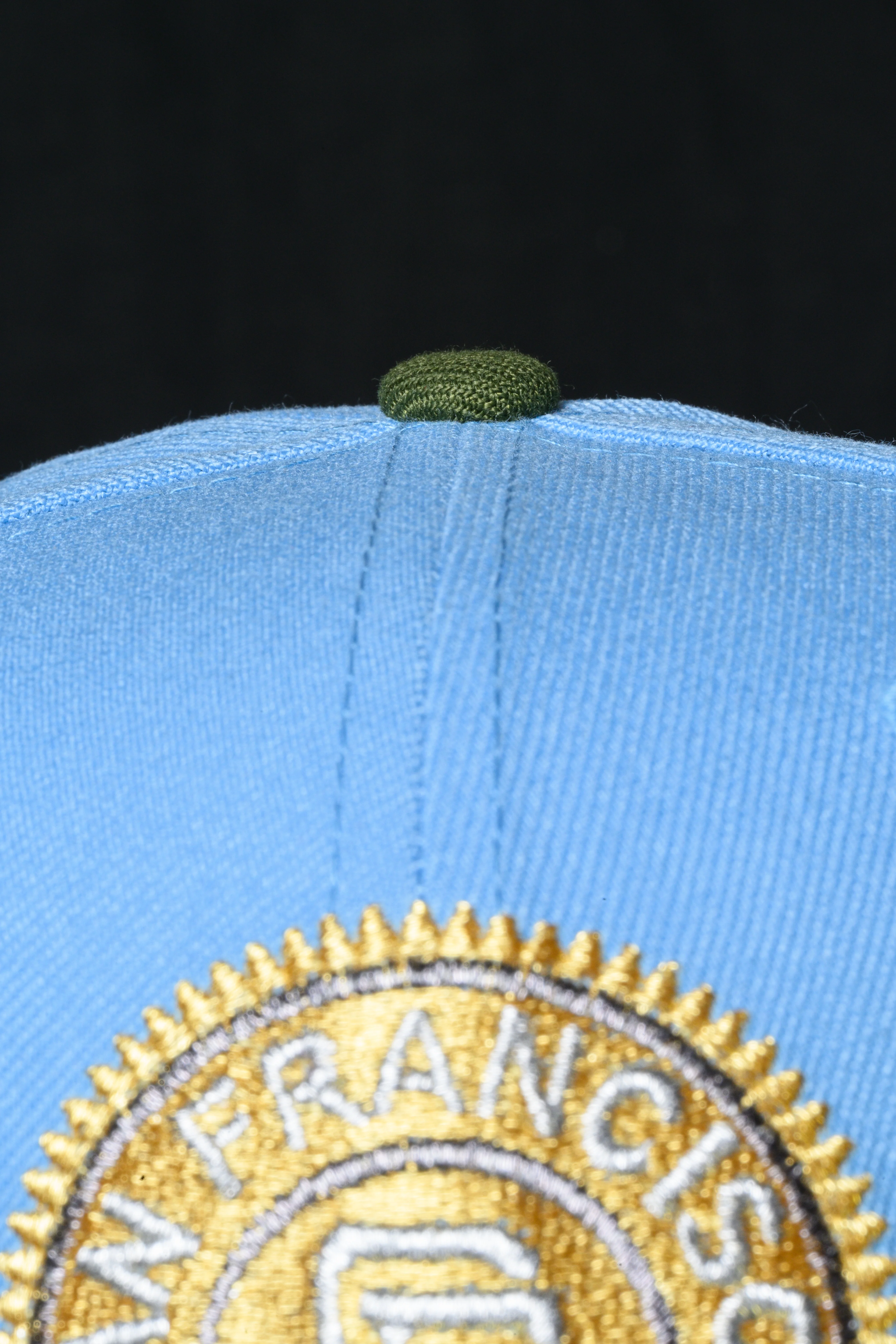 NEW ERA "STREET FAM" SAN FRANCISCO GIANTS FITTED HAT (SKY BLUE/WOODLAND CAMO) - Image 4