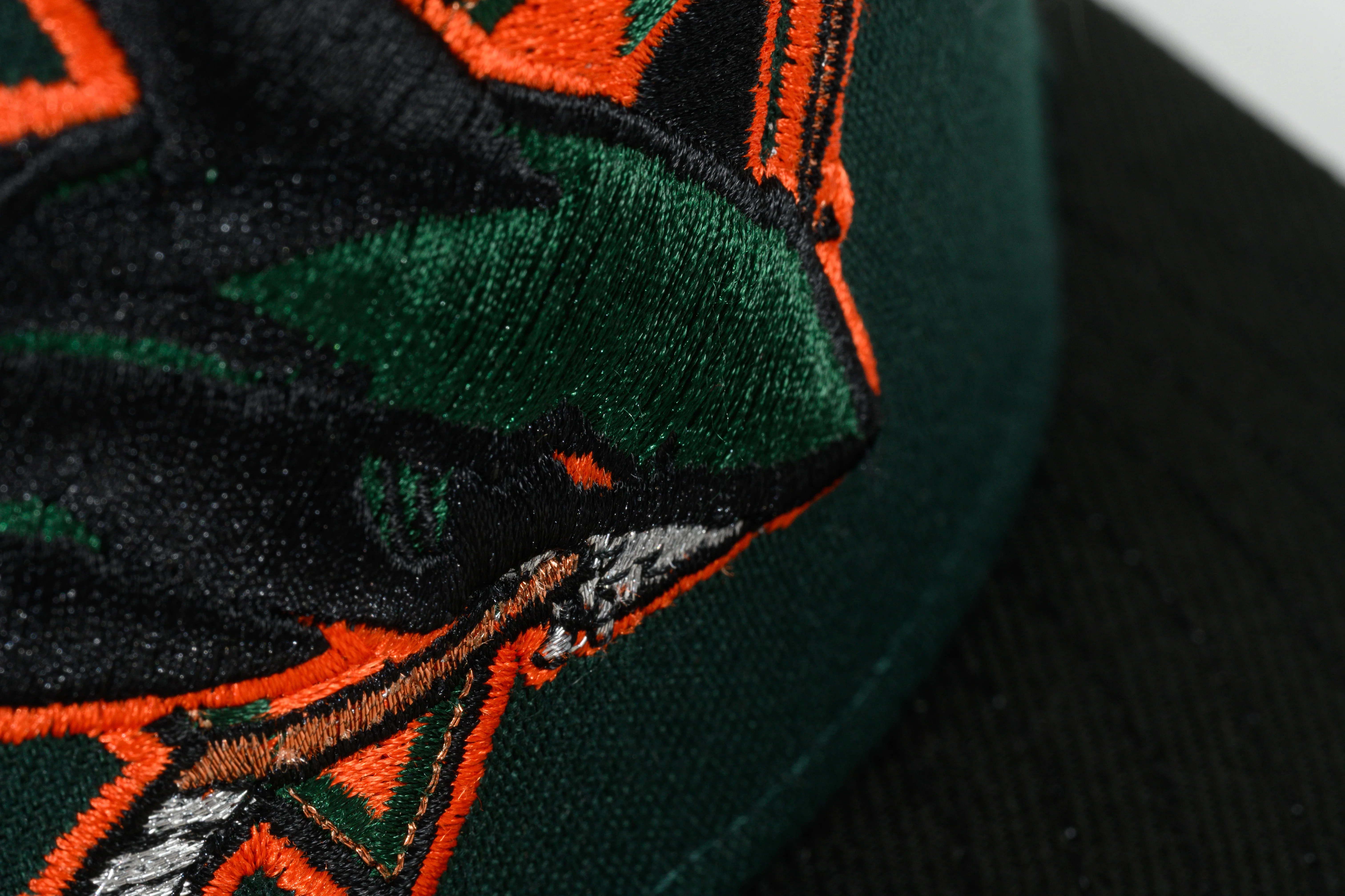NEW ERA "SWAMP SHARKS" SAN JOSE SHARKS (DARK GREEN/BLACK) - Image 4