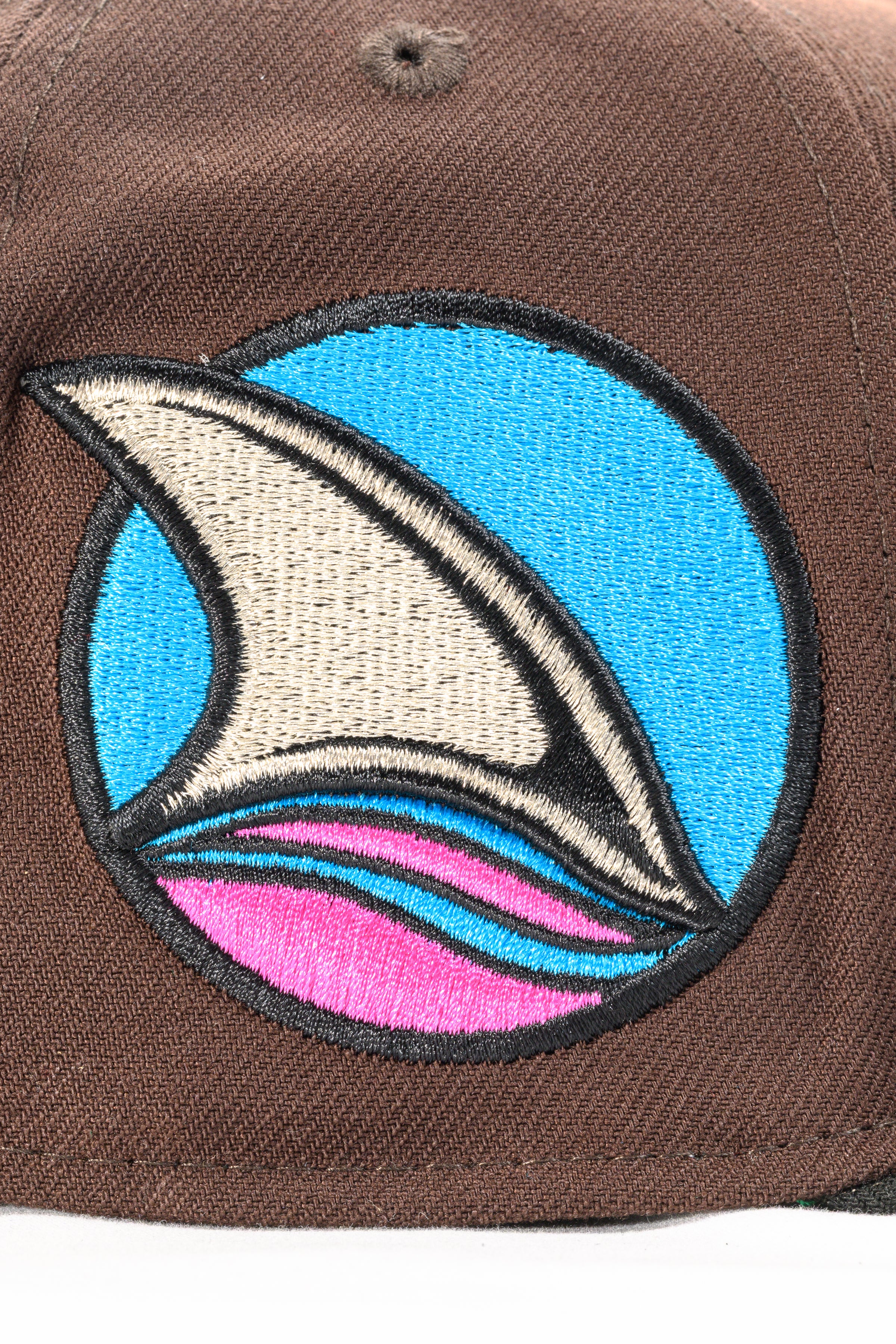 NEW ERA "T AND C" SAN JOSE SHARKS FITTED HAT (BROWN/BLACK) - Image 5
