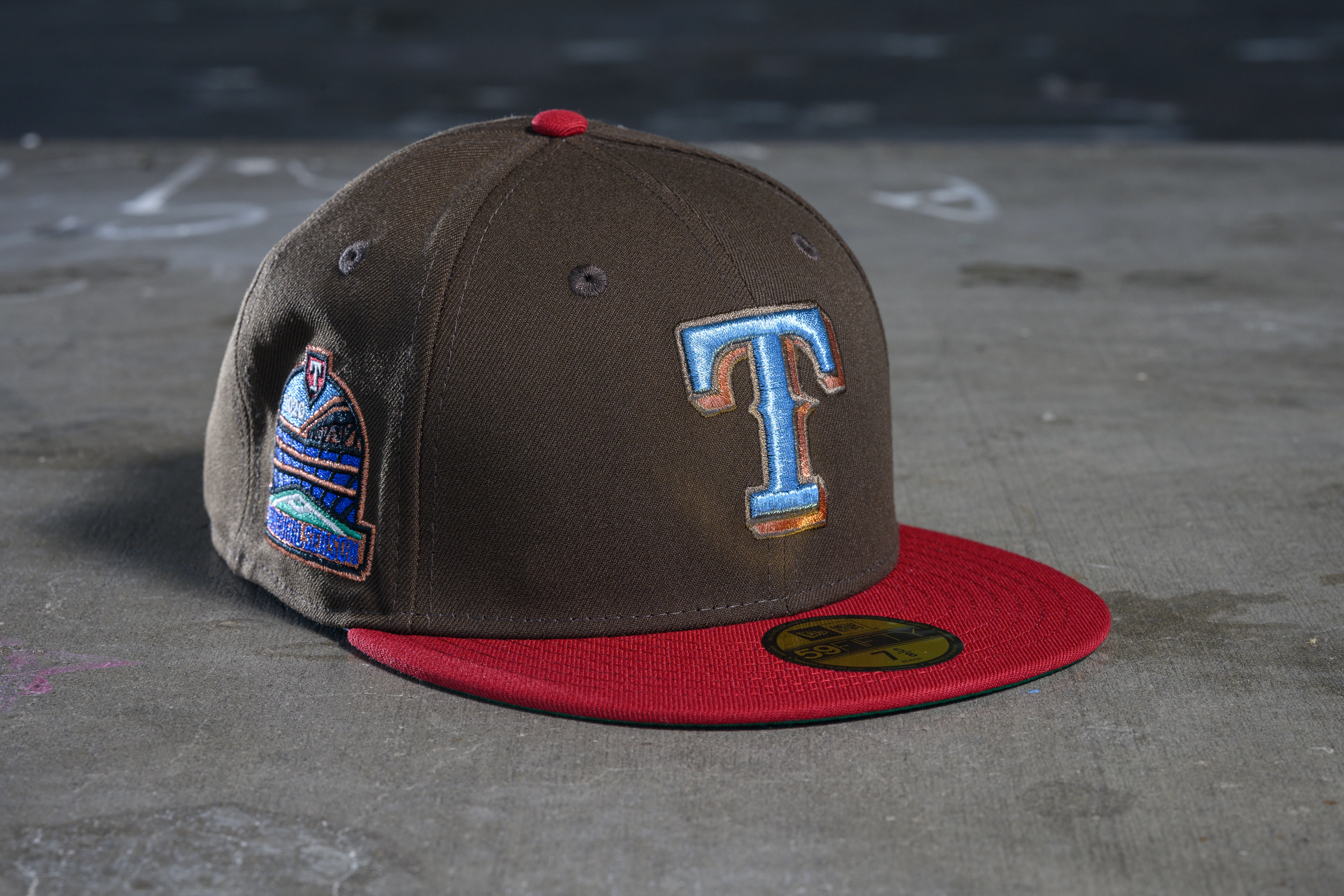 NEW ERA "T-HAWK" TEXAS RANGERS FITTED HAT (WALNUT/H RED)
