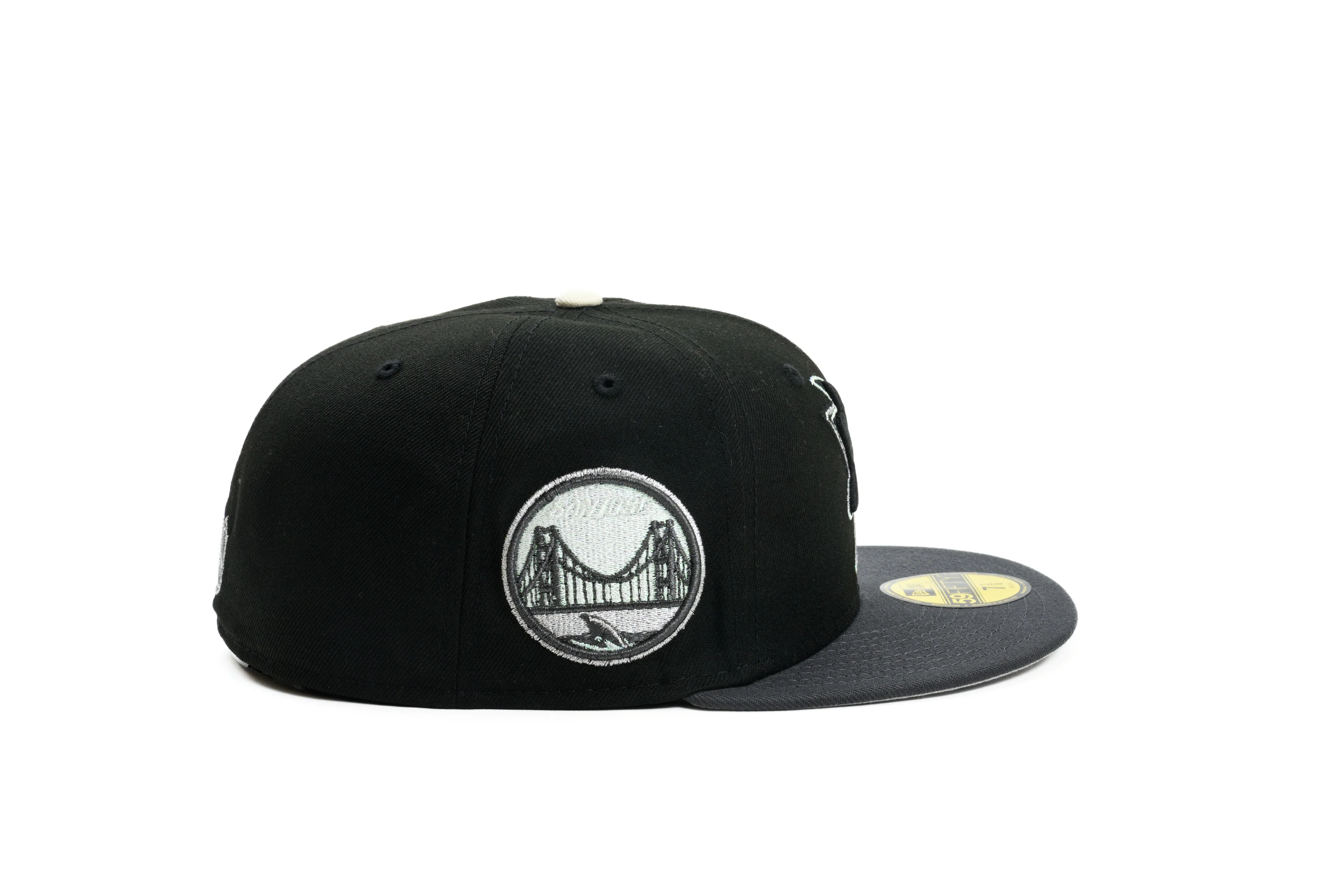 NEW ERA "T2” SAN JOSE SHARKS FITTED HAT (BLACK/DARK GRAPHITE) - Image 7