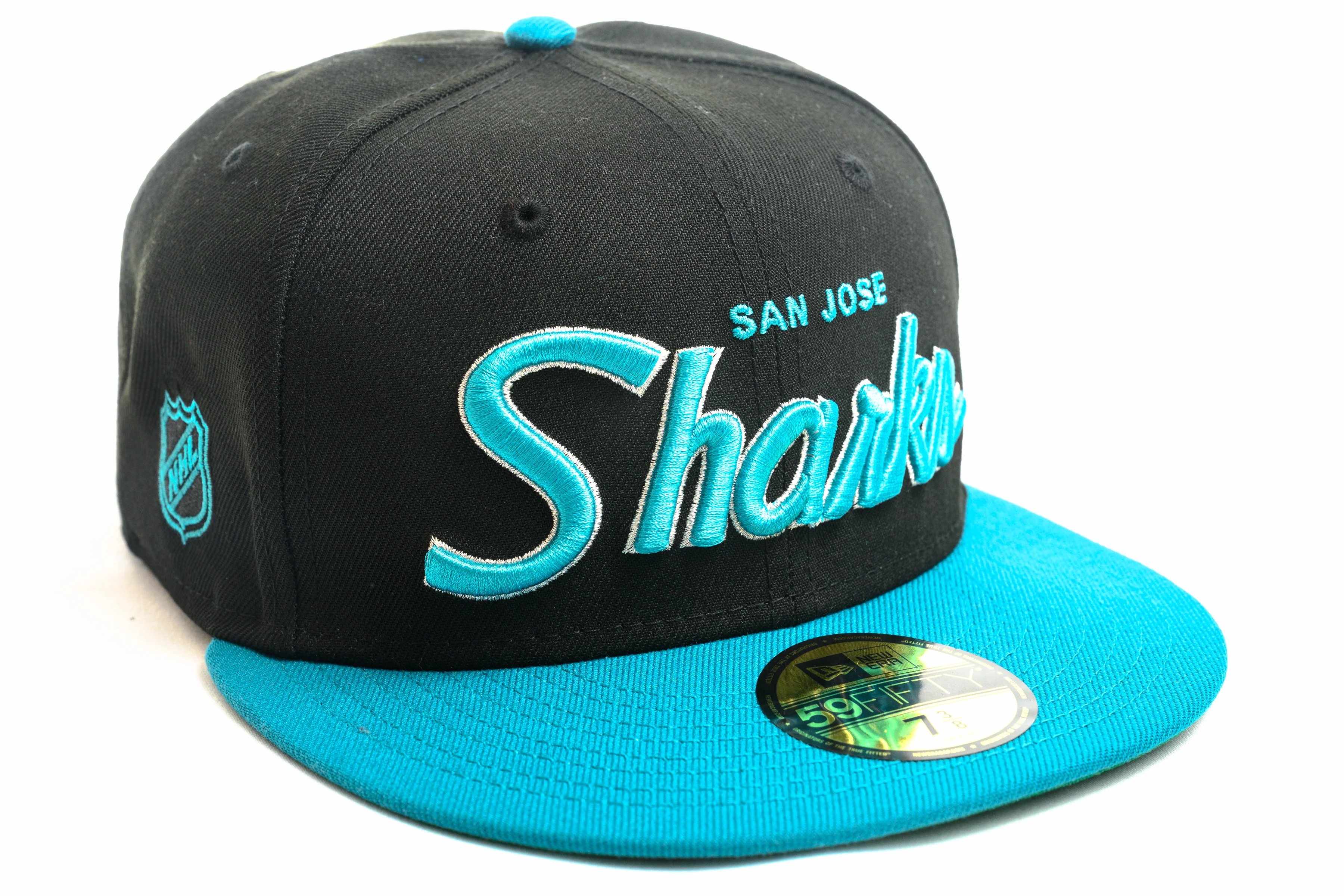NEW ERA "TEAM SCRIPT" SAN JOSE SHARKS FITTED HAT (BLACK/TEAL)