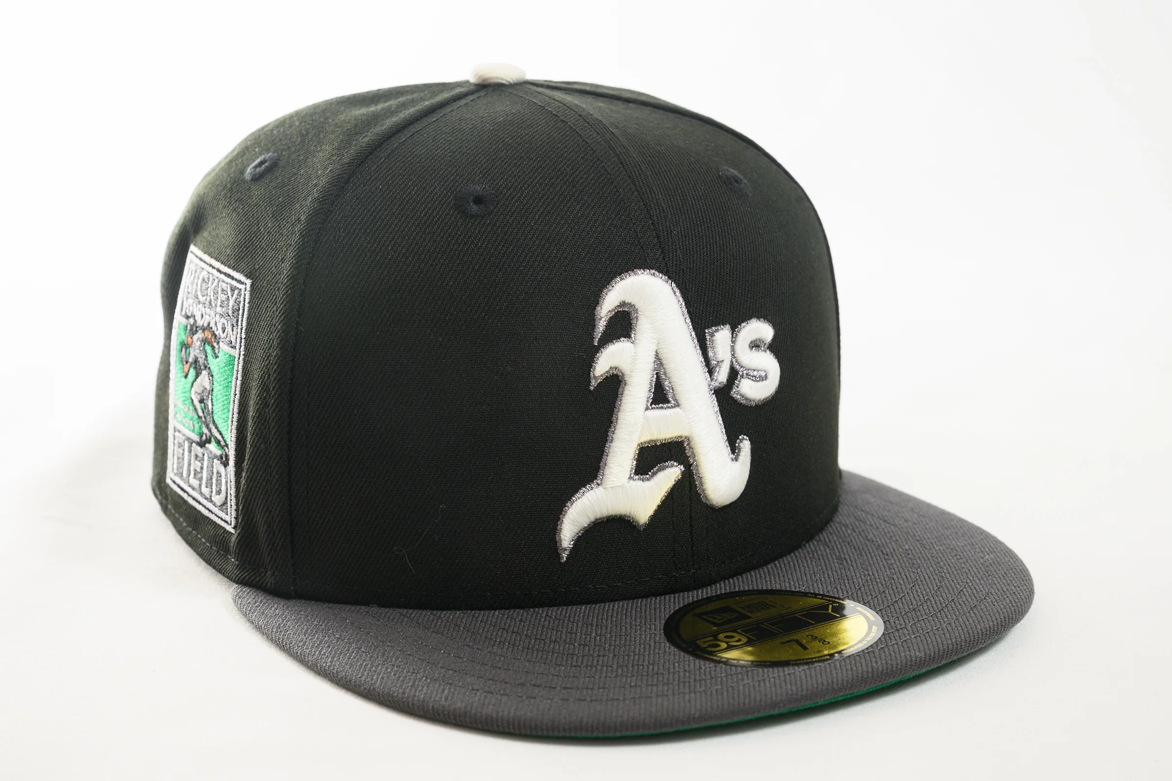 NEW ERA "TEKMO BO" OAKLAND ATHLETICS FITTED HAT (BLACK/DARK GRAPHITE)