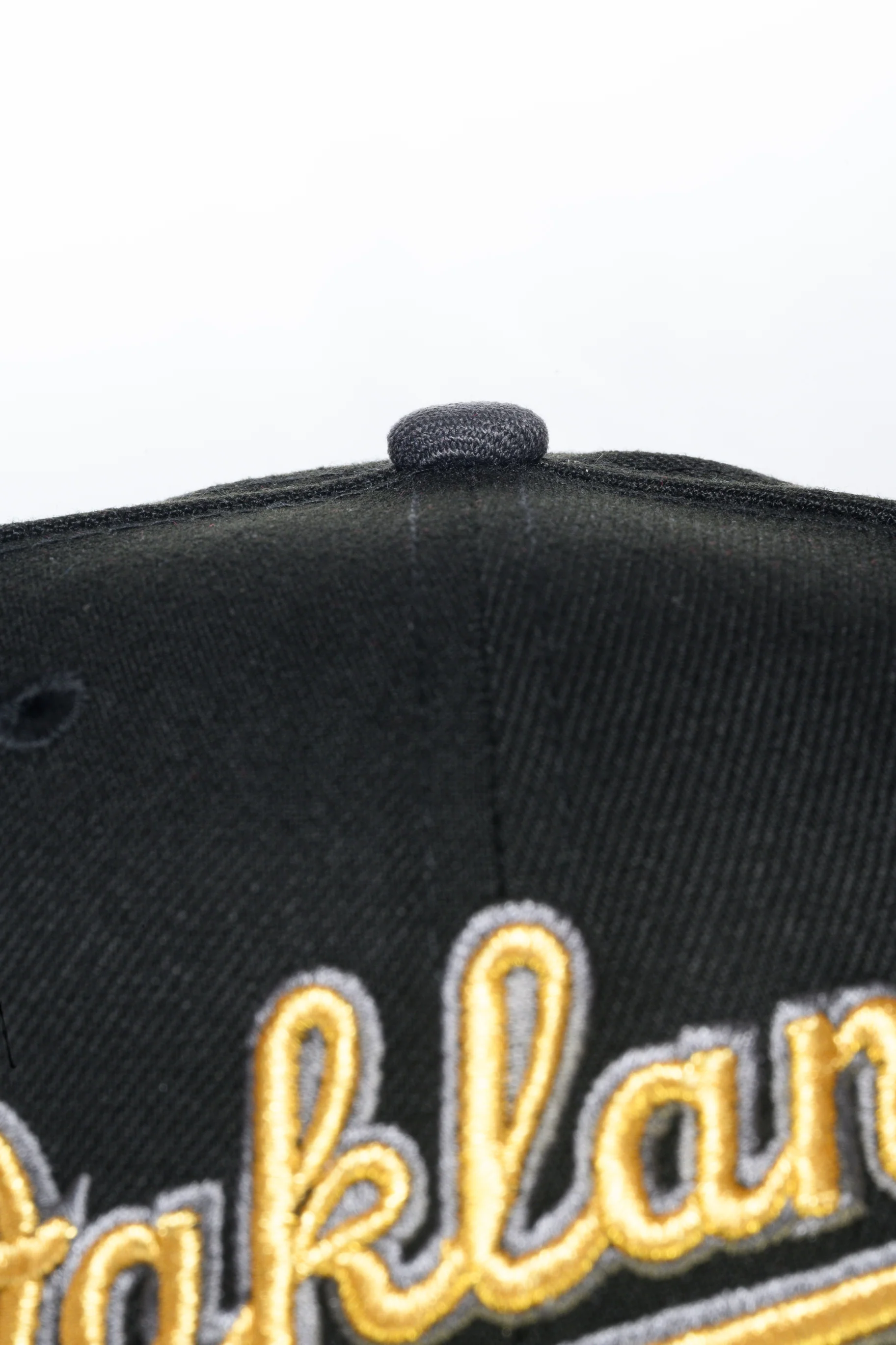 NEW ERA "THE MOVE" OAKLAND A'S FITTED HAT (DARK GRAPHITE/BLACK) - Image 5