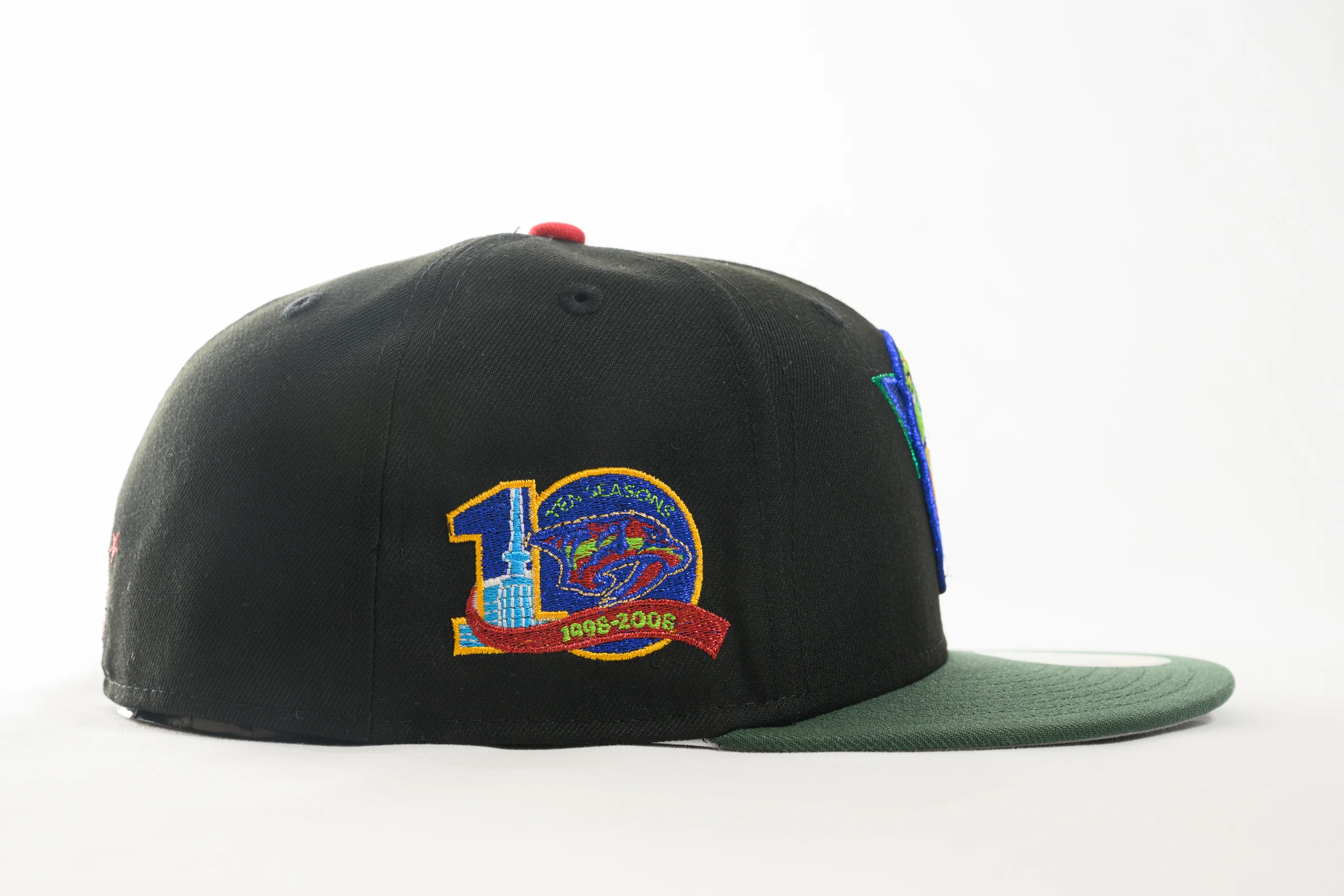 NEW ERA "THERMAL VISION 2.0" NASHVILLE PRERDATORS FITTED HAT (BLACK/CILANTRO) - Image 7