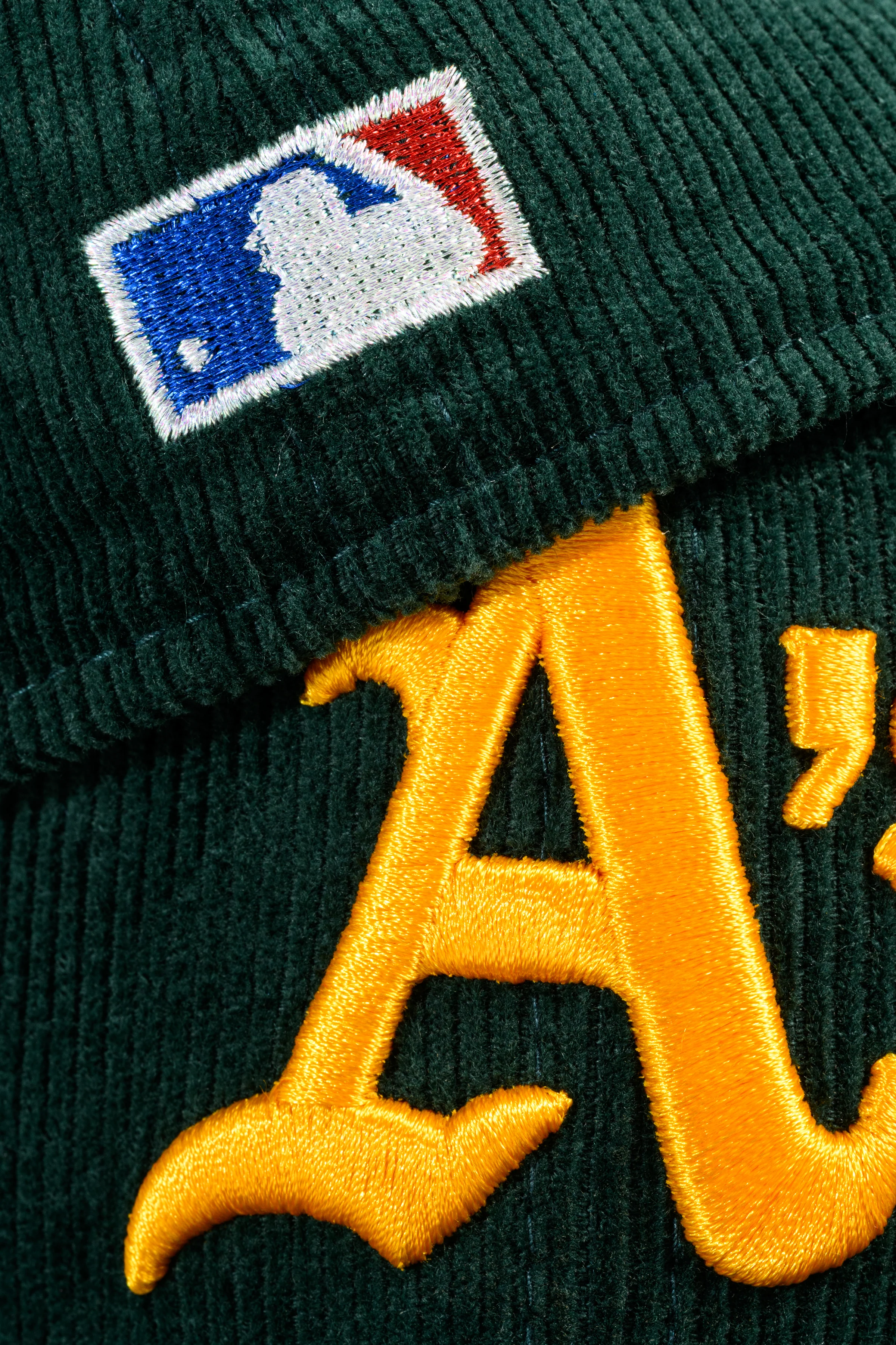 NEW ERA "TURF CORD" OAKLAND ATHLETICS FITTED HAT (DARK GREEN CORDUROY) - Image 9