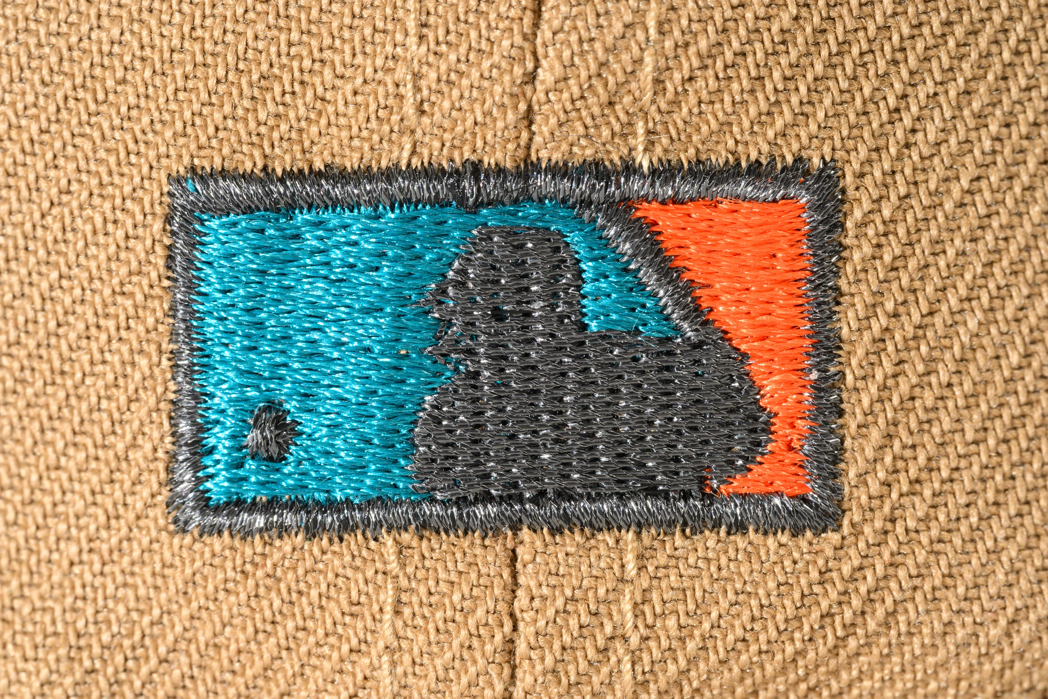 NEW ERA "TWINE MOWABB" SAN FRANCISCO GIANTS FITTED HAT (KHAKI/BLACK/TEAL) - Image 3
