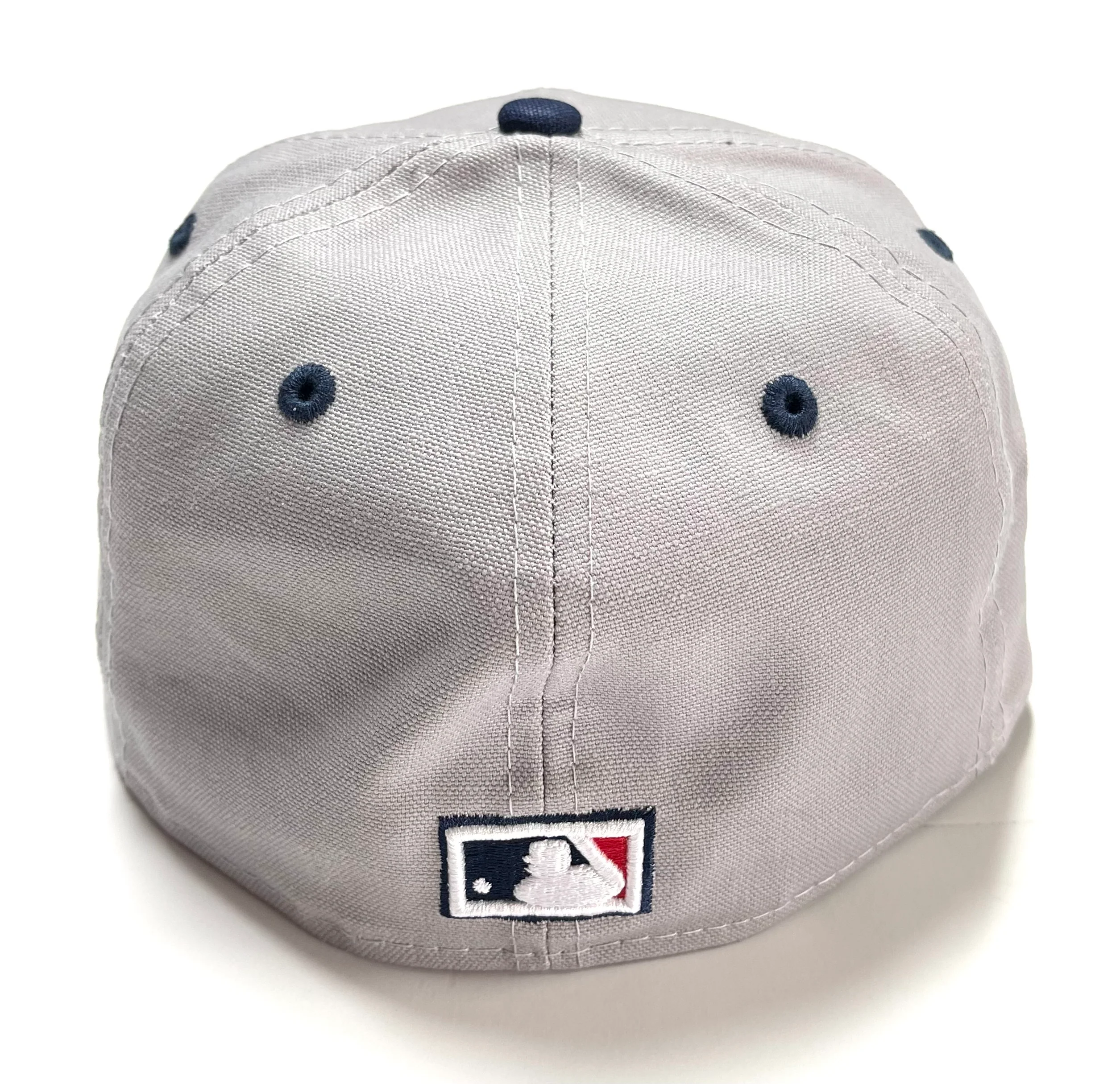 NEW ERA “UNIVERSITY” KC ATHLETICS FITTED HAT (GREY/OCEANSIDE BLUE) - Image 5