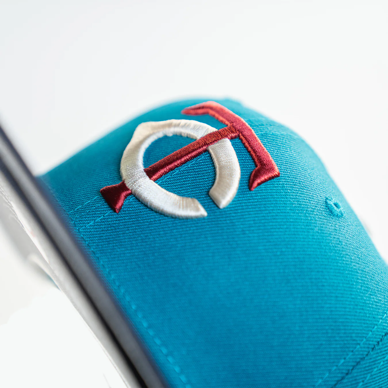 NEW ERA "VAPOR" MINNESOTA TWINS FITTED HAT (AQUA/NAVY) - Image 7