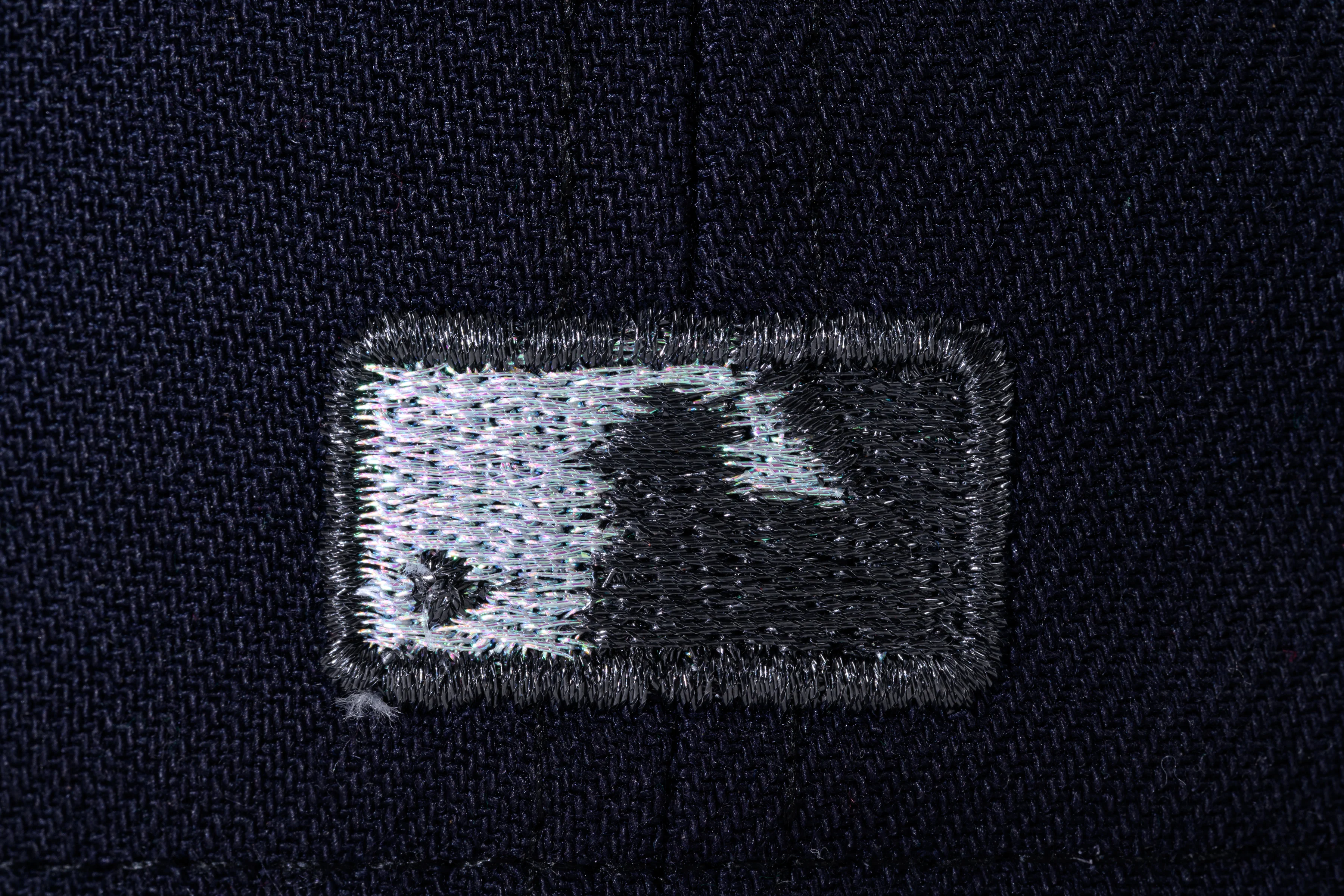 NEW ERA "WILD STYLE" NEW YORK YANKEES FITTED HAT (NAVY/BLACK) - Image 3