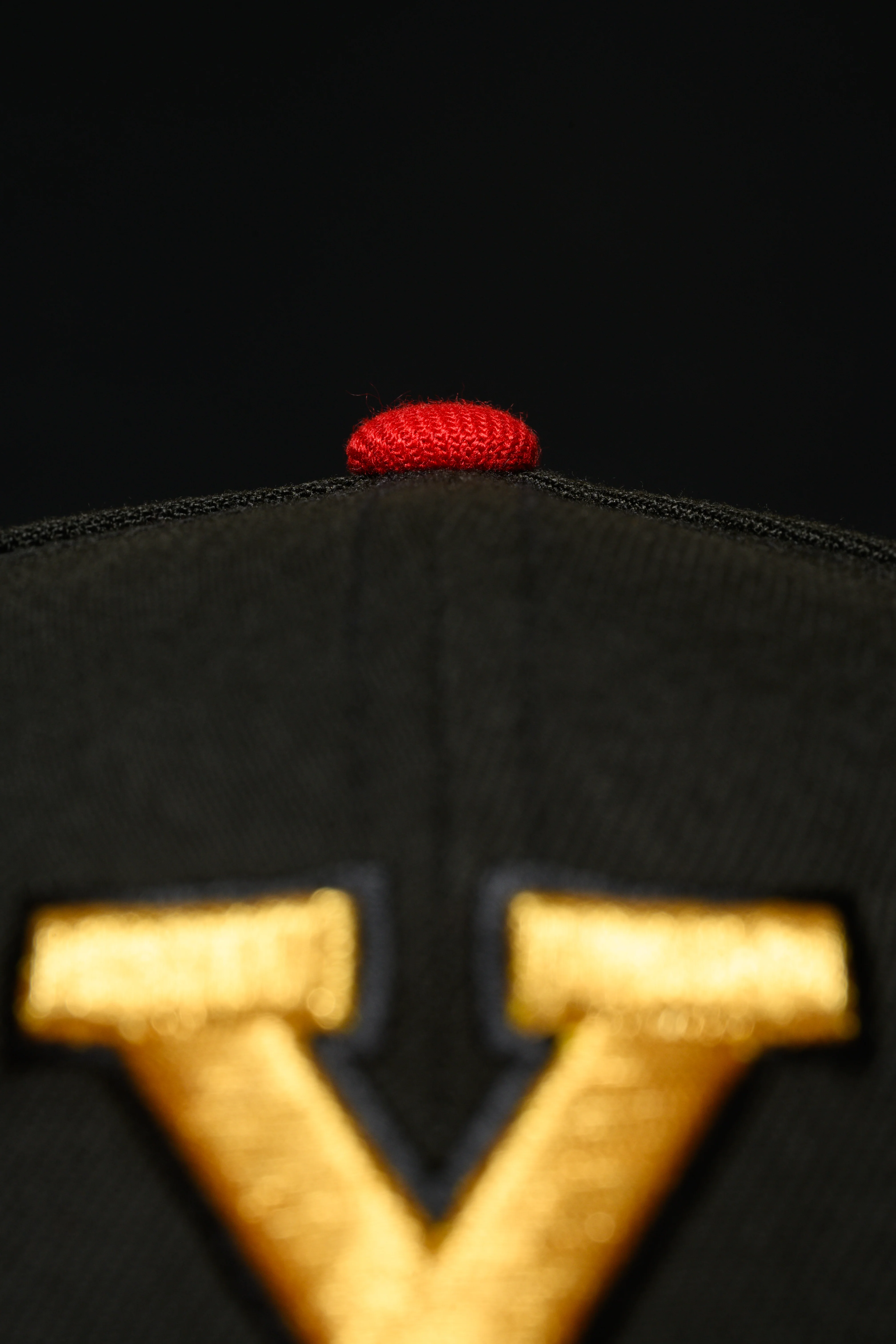 NEW ERA “X-CUTIONER" CUBAN GIANTS FITTED HAT (BLACK/RED) - Image 4