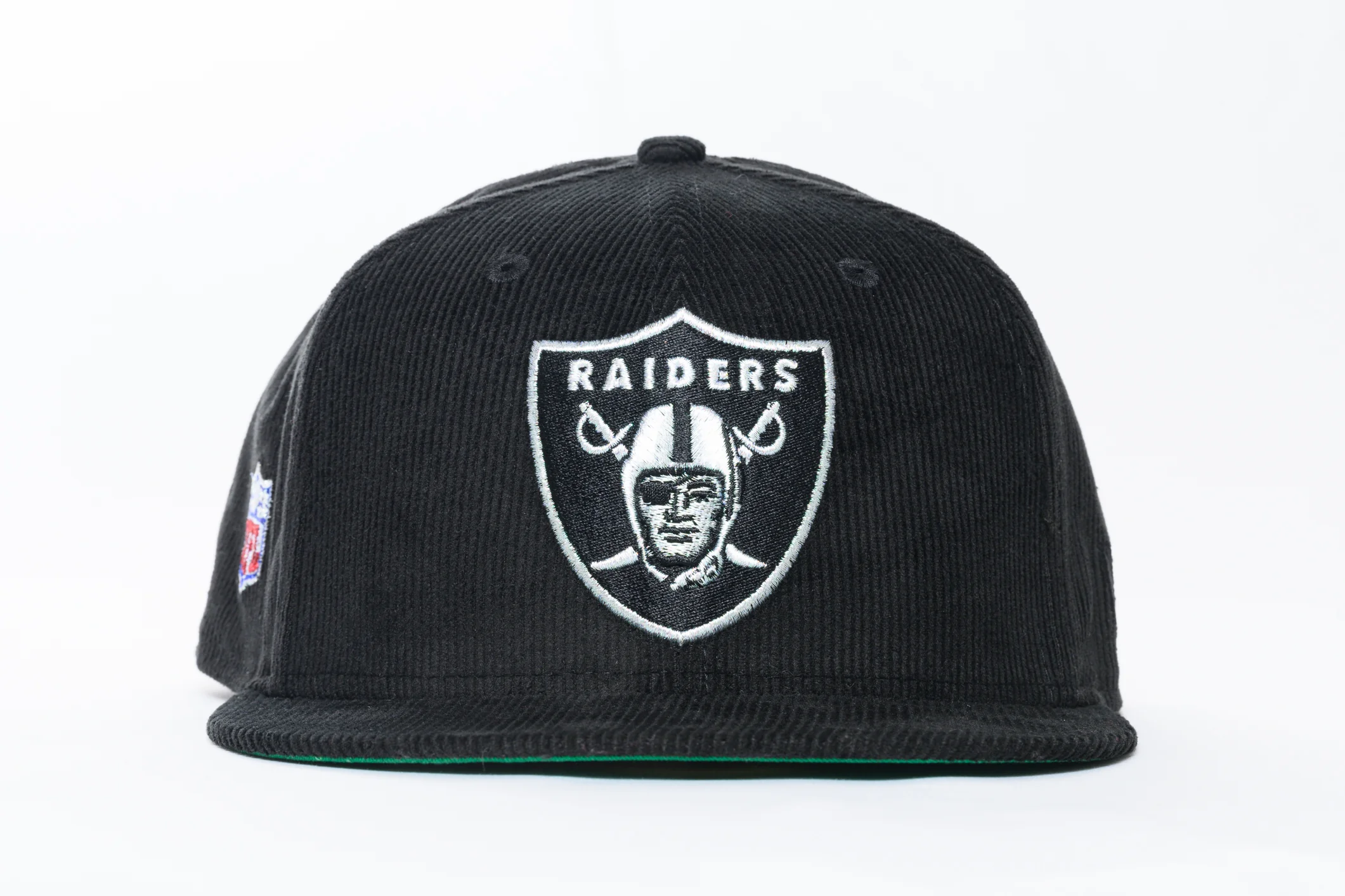 NEW ERA "YOUNG DOUGHBOY" LAS VEGAS RAIDERS FITTED HAT (BLACK CORDUROY) - Image 2