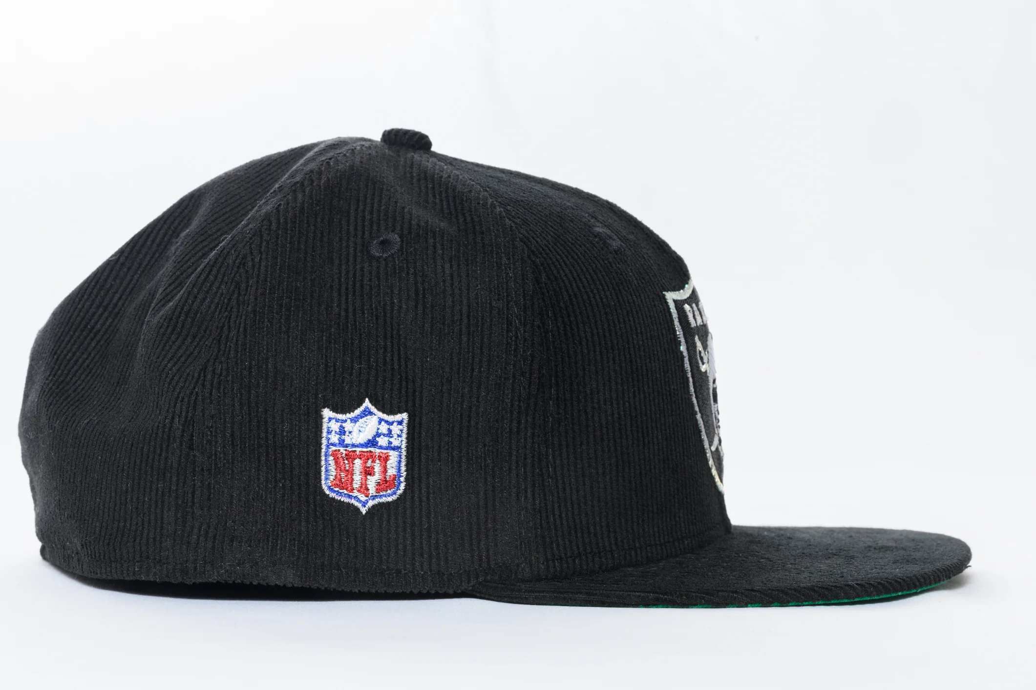 NEW ERA "YOUNG DOUGHBOY" LAS VEGAS RAIDERS FITTED HAT (BLACK CORDUROY) - Image 3