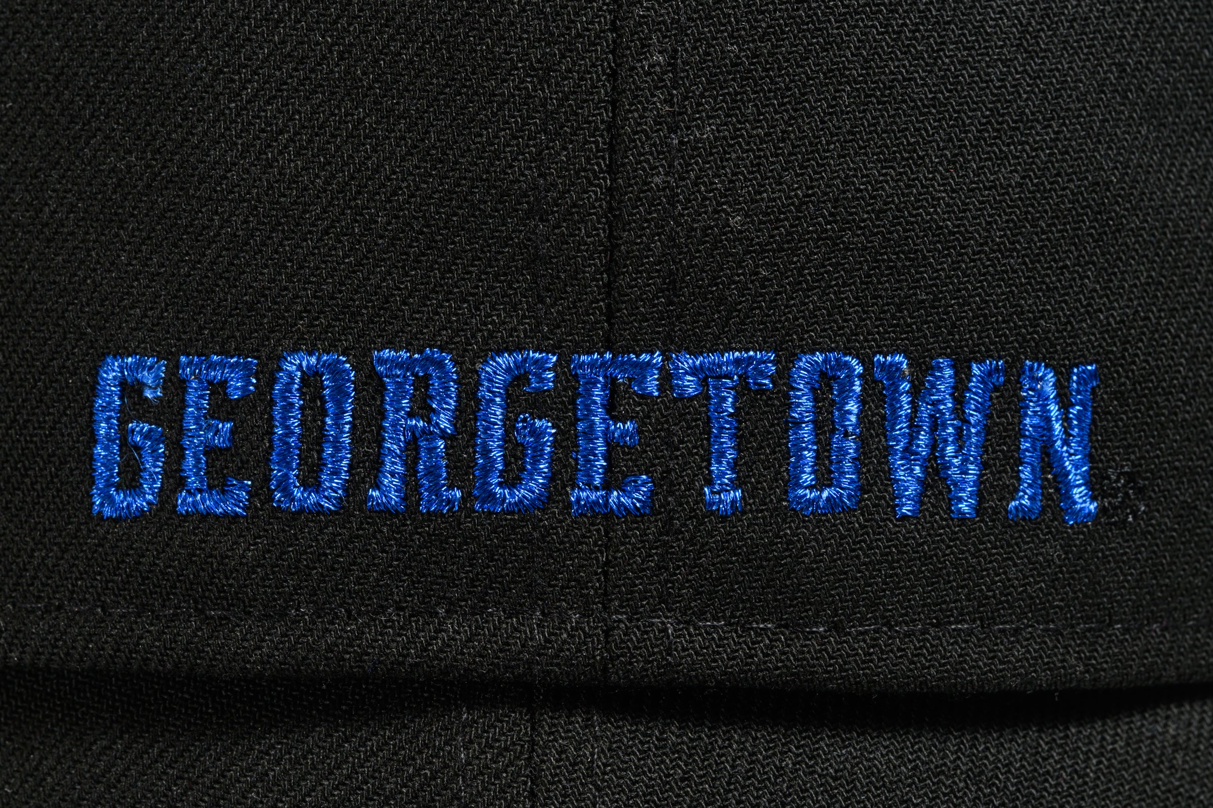 NEW ERA "YOUNG EWING" GORGETOWN HOYAS FITTED HAT (NAVY/BLACK/SILVER) - Image 3
