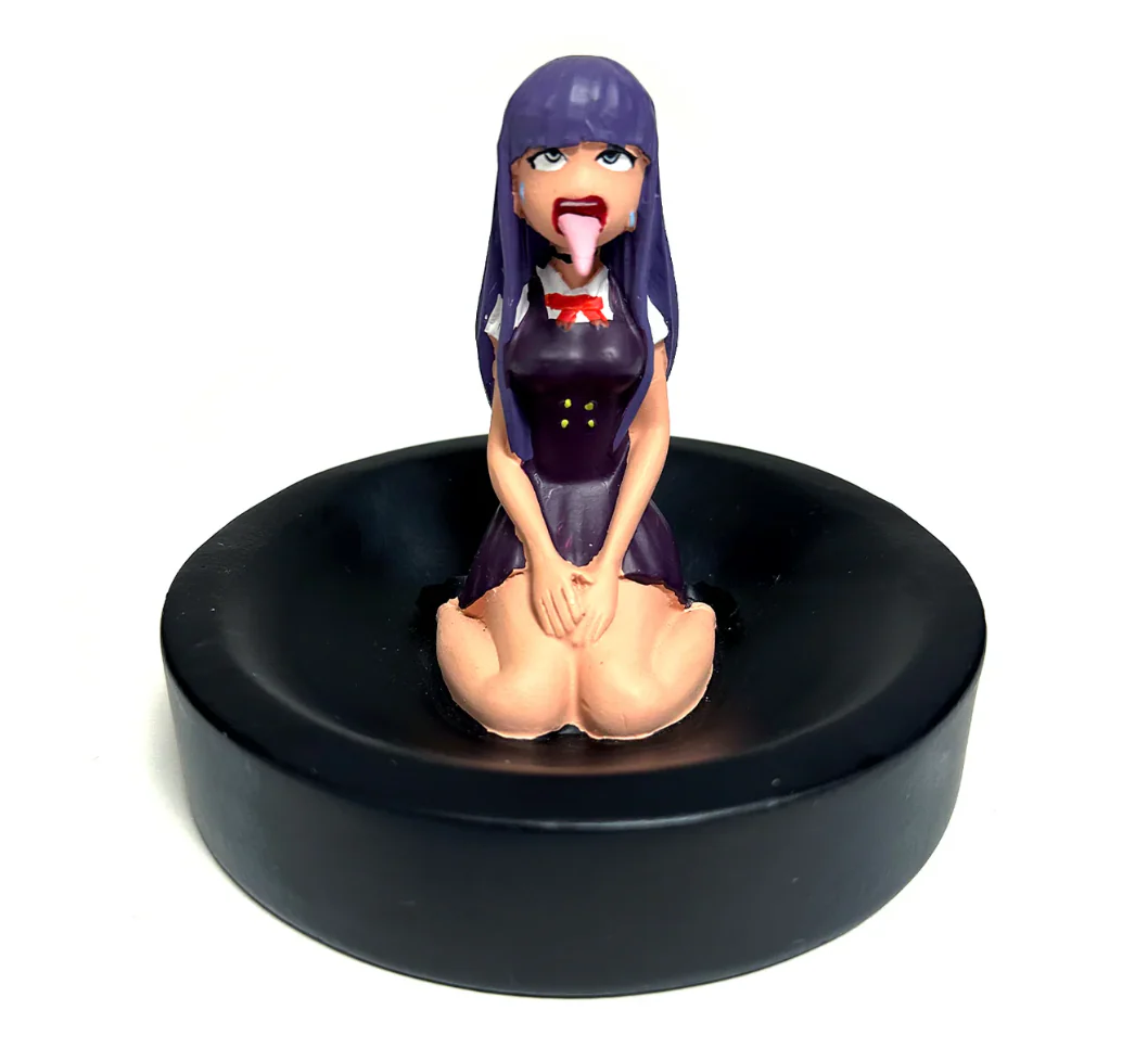 NOTHING PERSONAL "ASH ON ME ASHLEY" ASHTRAY - Image 6