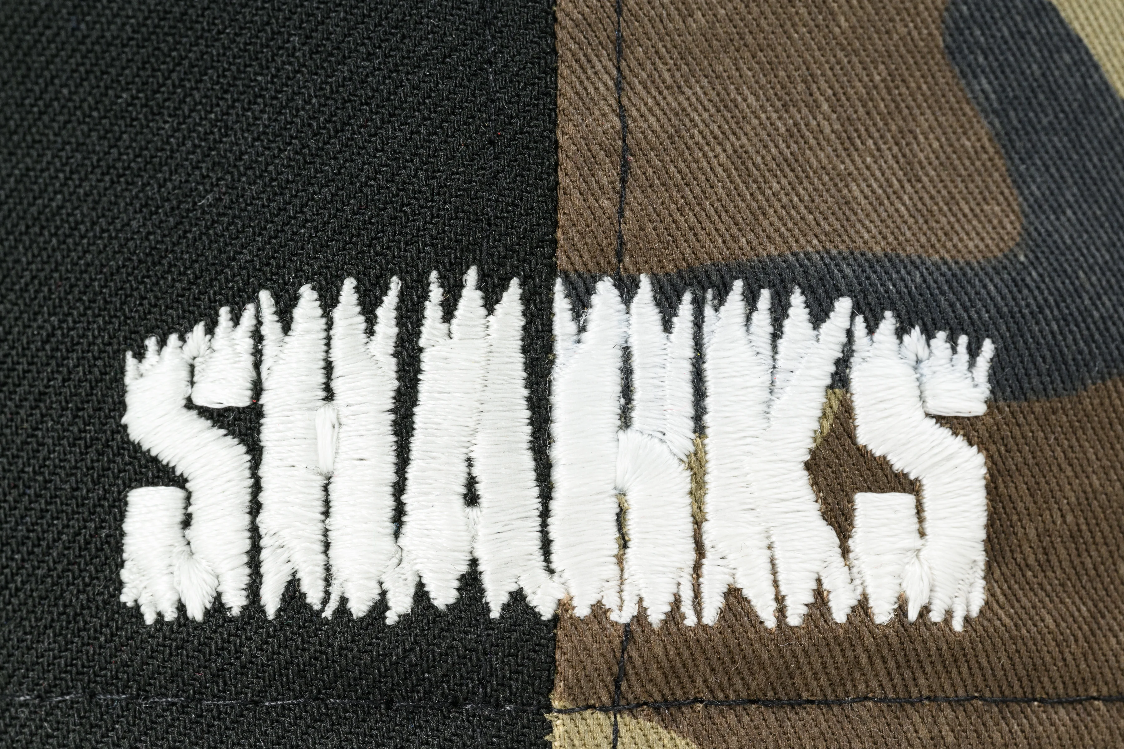 ***PRE-ORDER*** NEW ERA "BAYPE” SAN JOSE SHARKS  FITTED HAT (WOODLAND CAMO/BLACK/RED) - Image 12