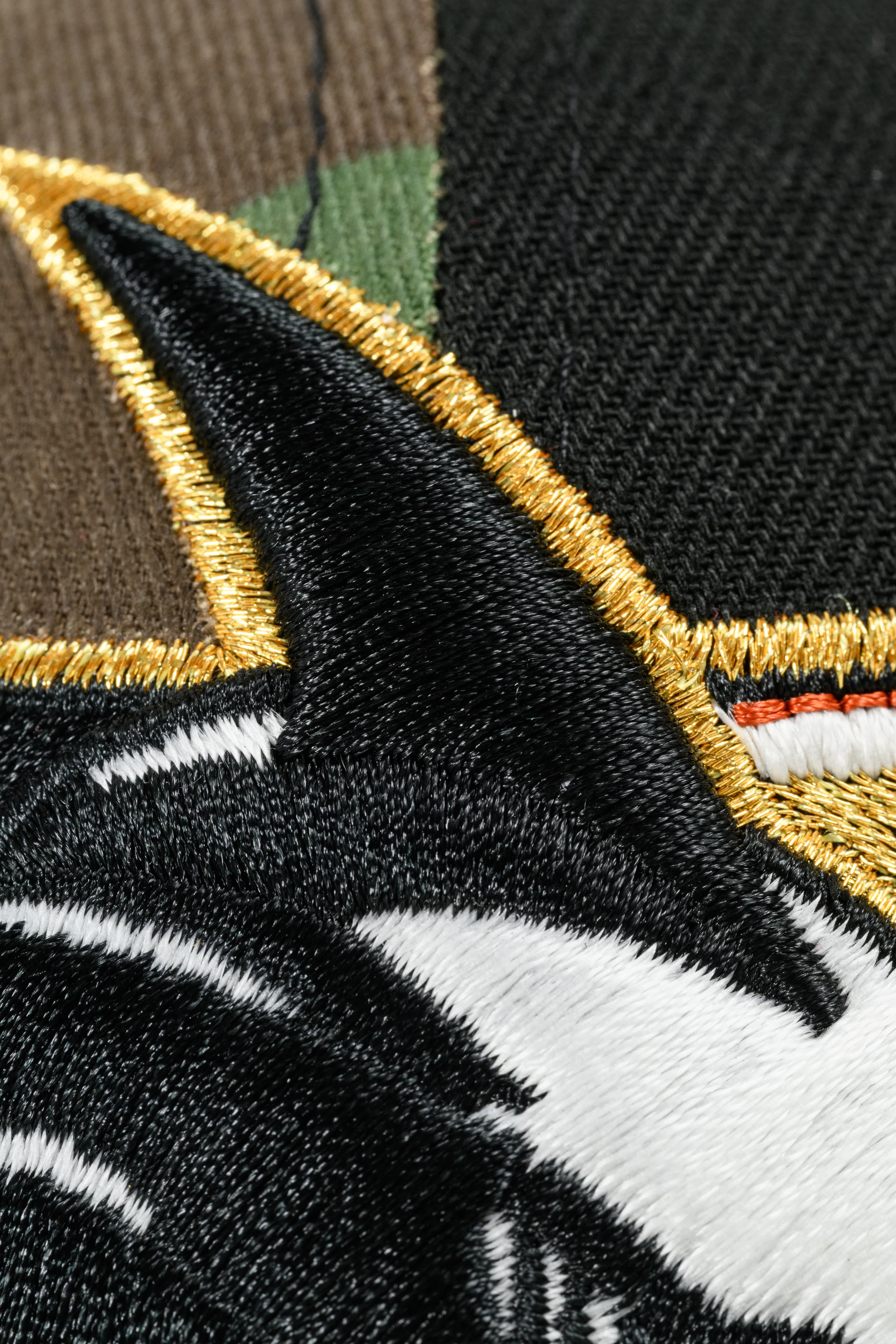 ***PRE-ORDER*** NEW ERA "BAYPE” SAN JOSE SHARKS  FITTED HAT (WOODLAND CAMO/BLACK/RED) - Image 15
