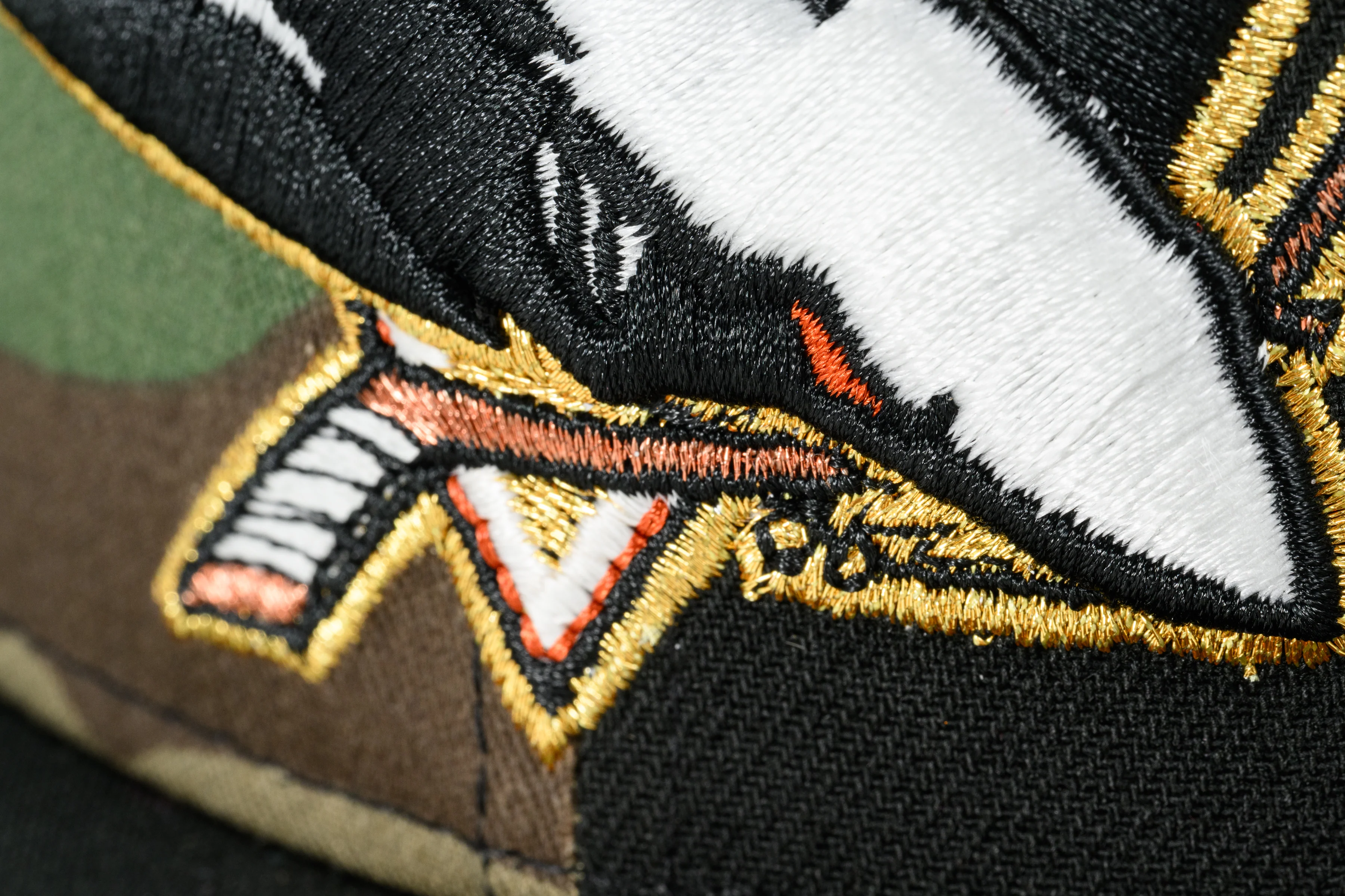 ***PRE-ORDER*** NEW ERA "BAYPE” SAN JOSE SHARKS  FITTED HAT (WOODLAND CAMO/BLACK/RED) - Image 17