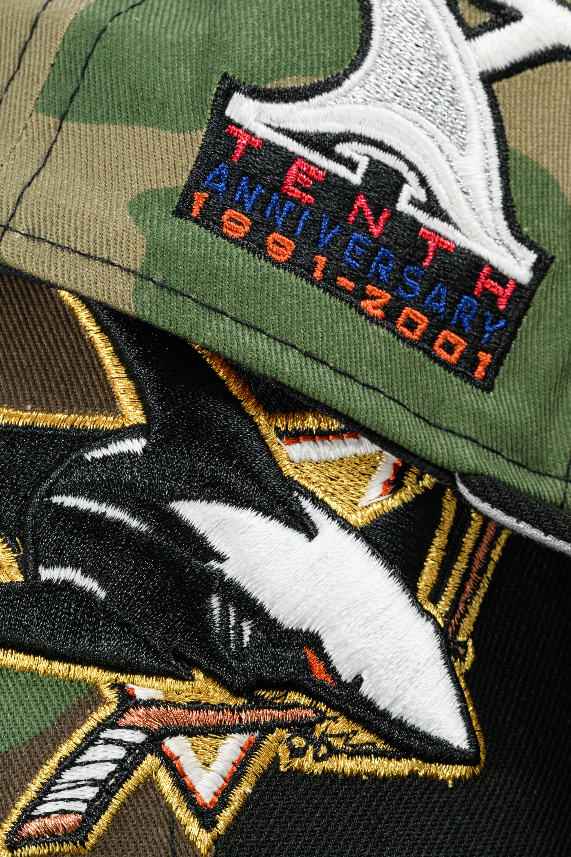***PRE-ORDER*** NEW ERA "BAYPE” SAN JOSE SHARKS  FITTED HAT (WOODLAND CAMO/BLACK/RED) - Image 8