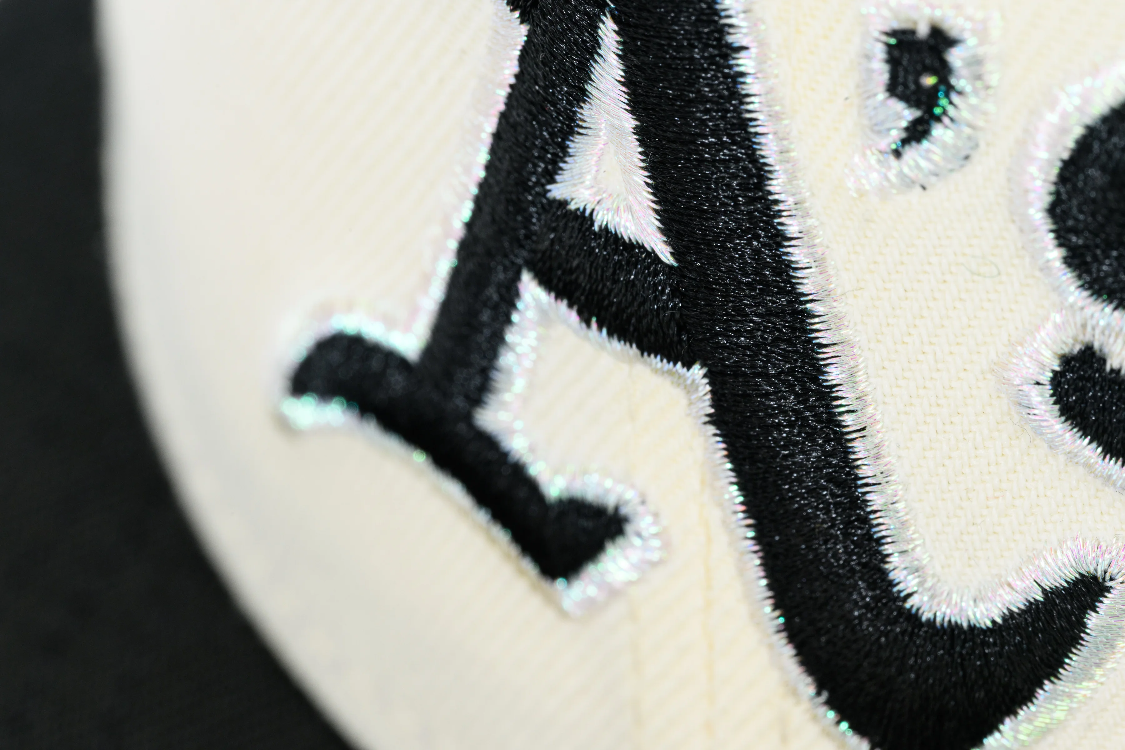 ***PRE-ORDER*** NEW ERA "TEKMO BO 2.0” OAKLAND ATHLETICS FITTED HAT (CHROME/BLACK/DARKGRAPHITE) - Image 13