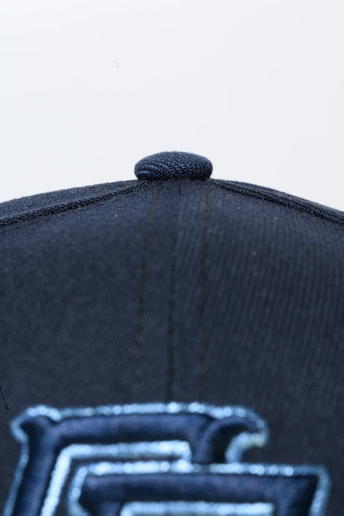 SFC "MONOGRAM" NEW ERA FITTED HAT (NAVY/OCEANSIDE BLUE) - Image 4